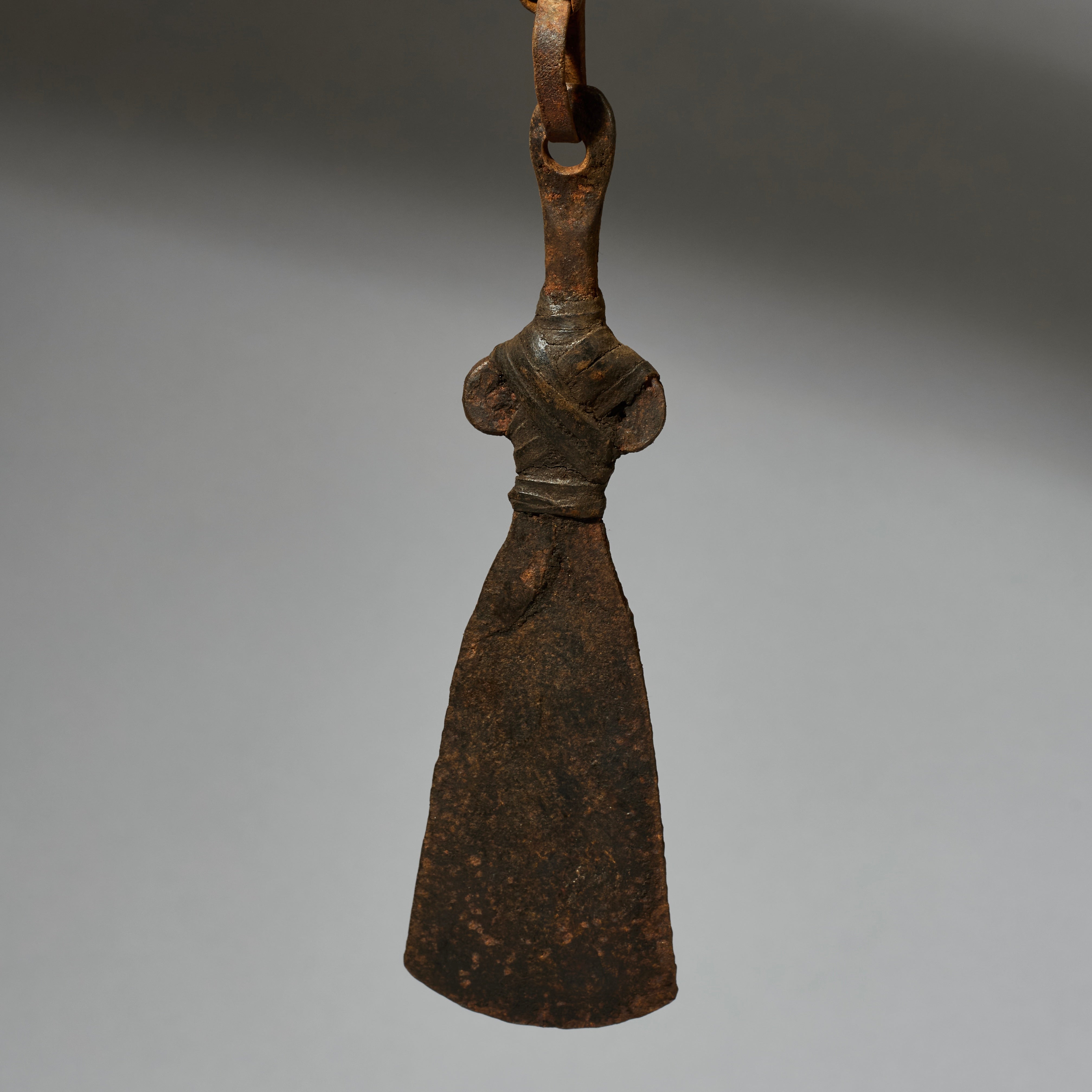 A UNUSUAL URON PEND AT NECKLACE FROM KIRDI  TRIBE CAMEROON W.AFRICA ( No 5087)