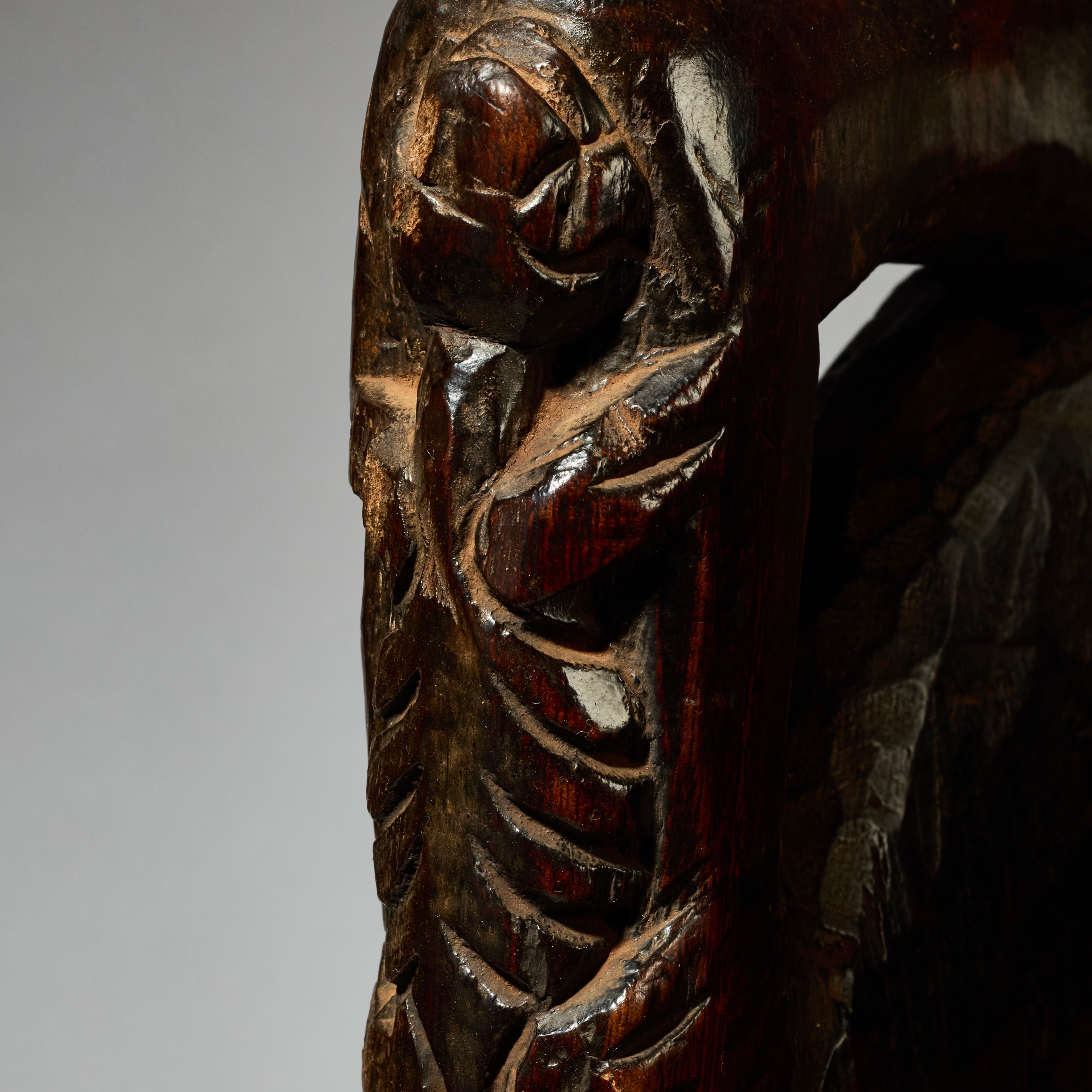 AN AMAZING ELABORATE CHAIR FROM THE BAMILEKE TRIBE OF CAMEROON W.AFRICA ( No 5117 ) (Copy)