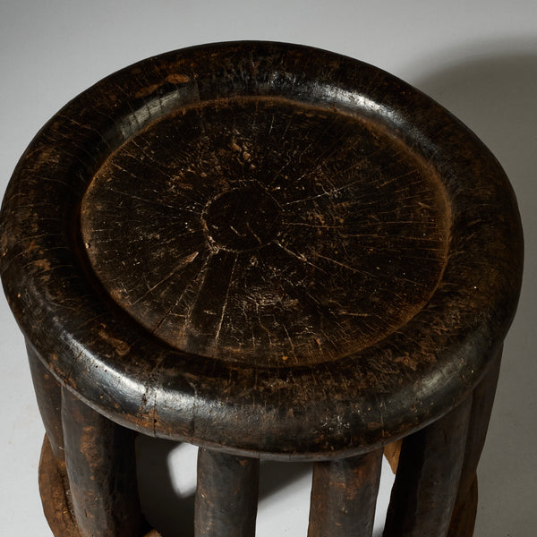 A CHUNKY HEAVY LARGE  STOOL   THE BAMILEKE TRIBE OF CAMEROON W.AFRICA ( No 5116 )