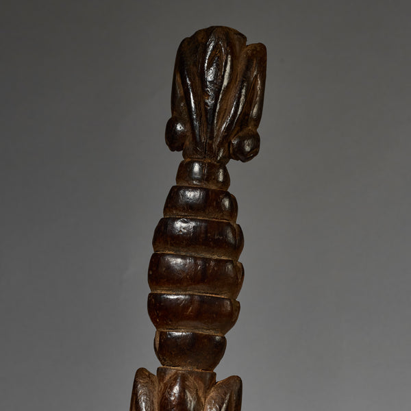 A LEATHER SHEATH KNIFE FROM BAMILEKE TRIBE CAMEROON W.AFRICA ( No 5086 )
