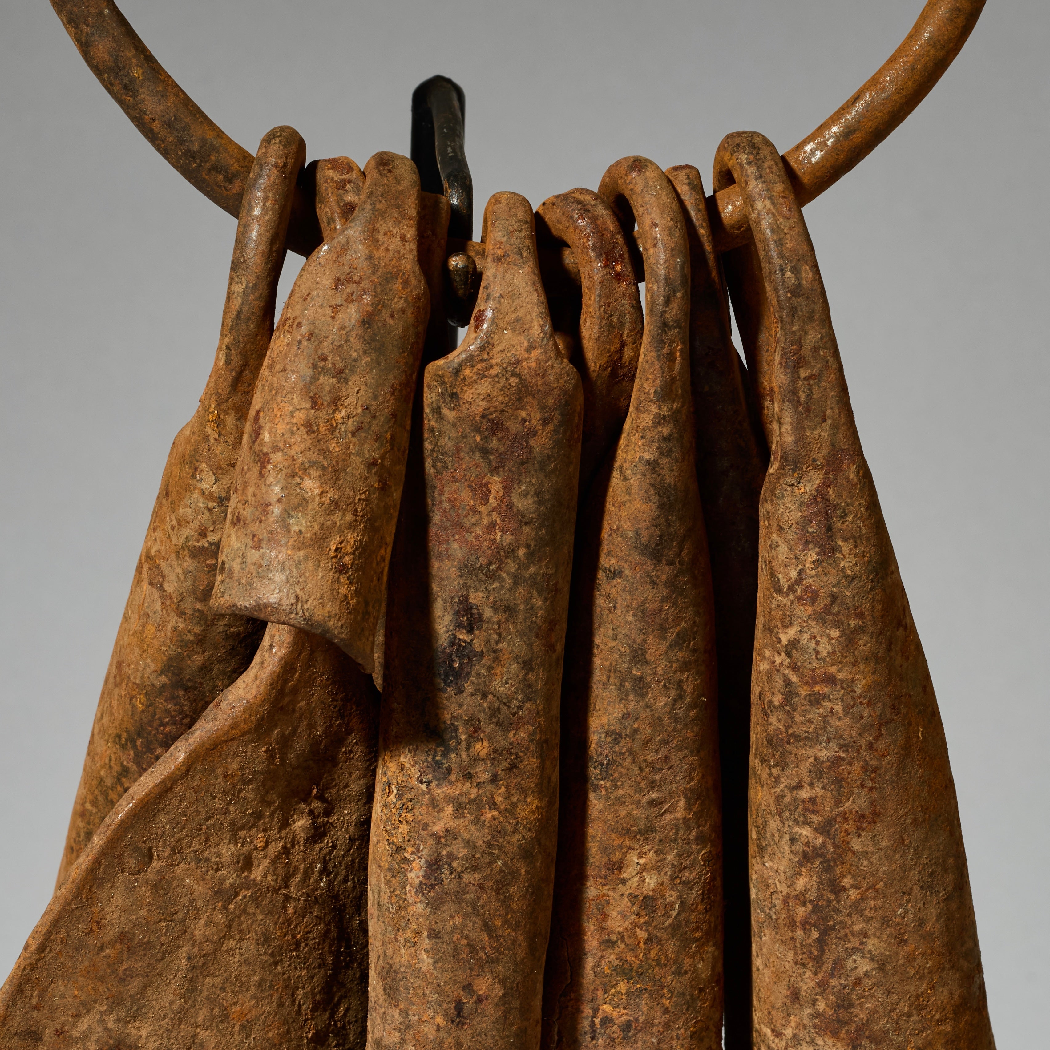 LARGE IRON CURRENCY ASSEMBLAGE, CHAMBA TRIBE OF NIGERIA ( No 5095 )
