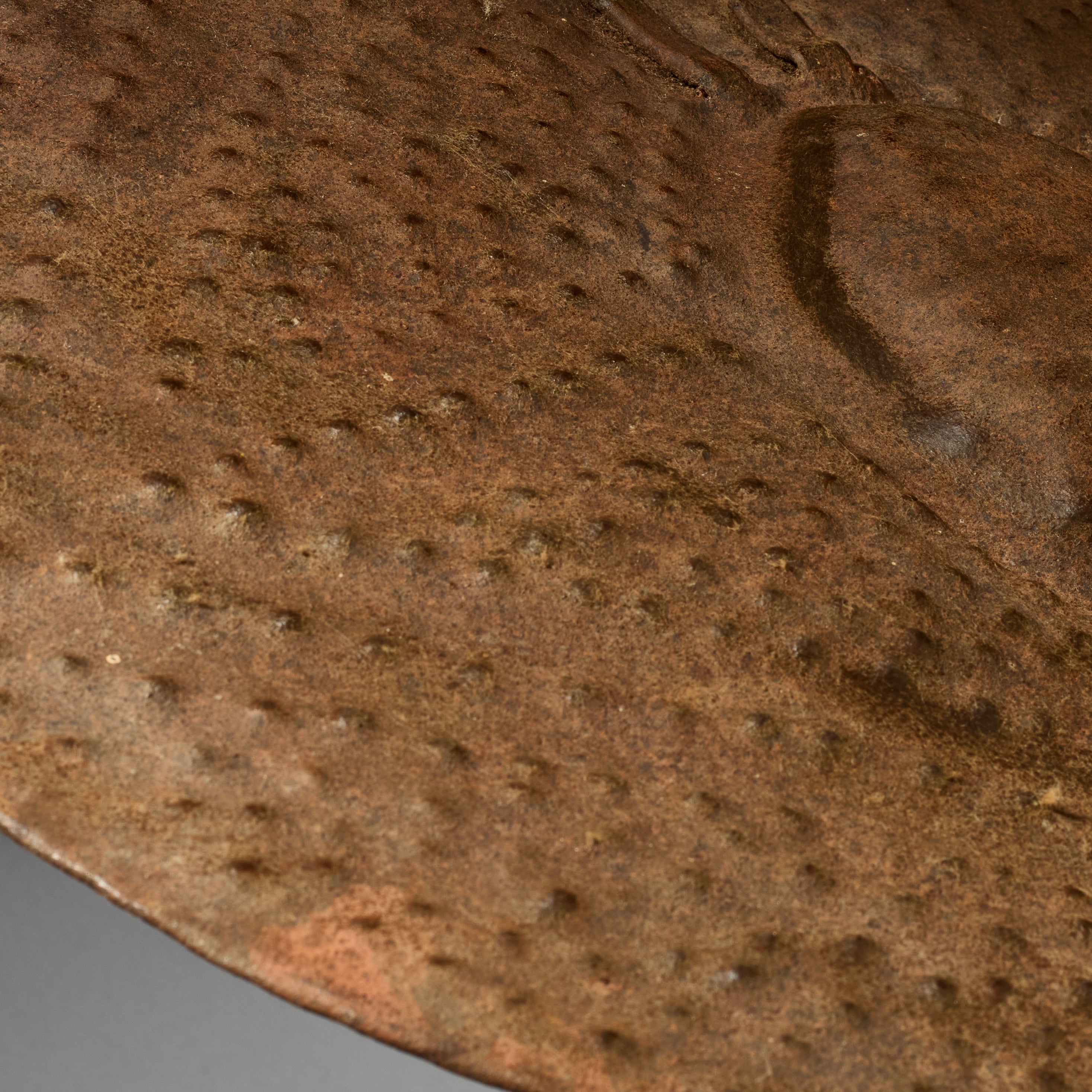 A BUMPY ROUND SHIELD, KIRDI TRIBE N CAMEROON, W.AFRICA WITH GOOD AGE AND PATINA  ( No 5075 )