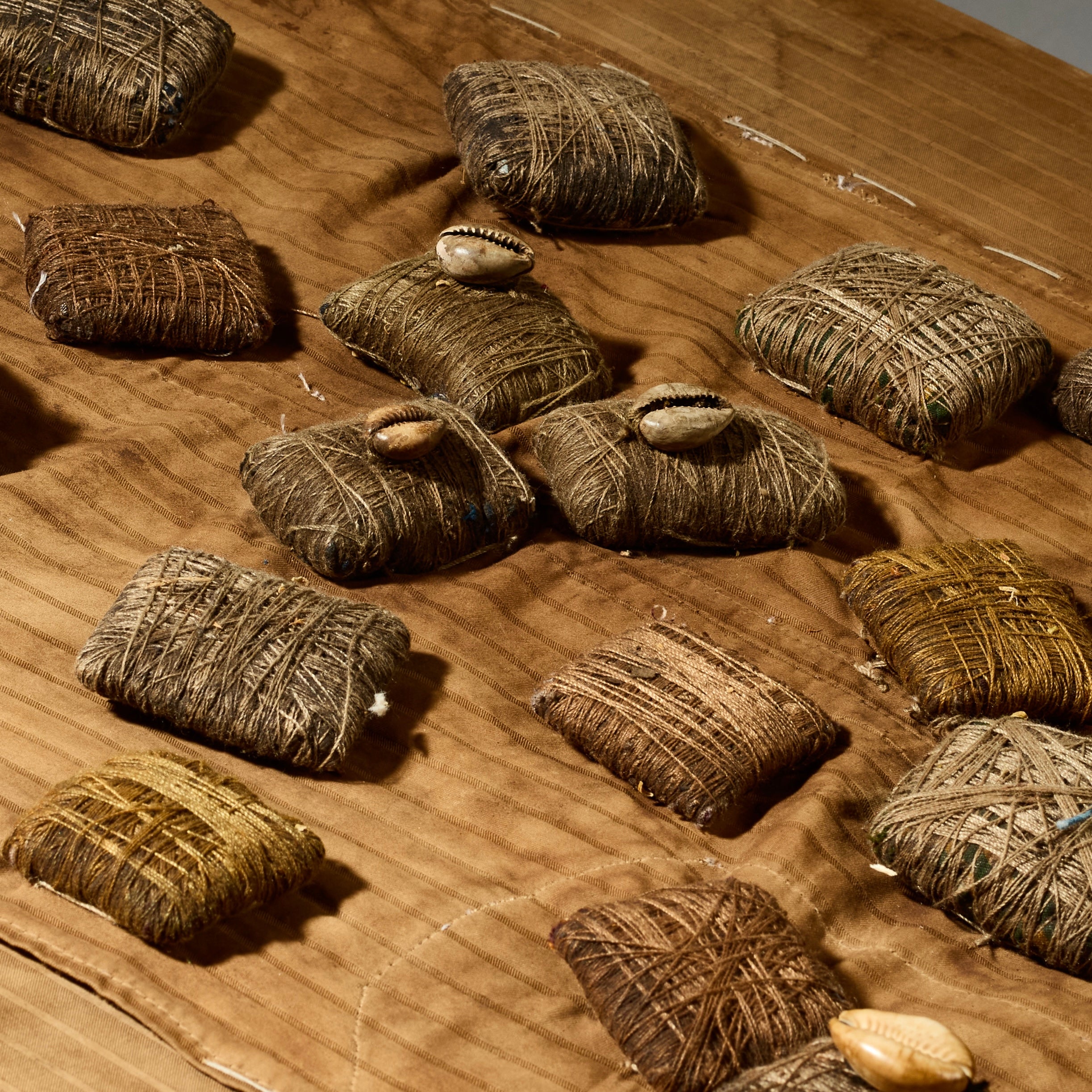 A INTRIGUING MAGIC BUNDLE MOUNTED CLOTH NORTHERN GHANA  ( No 5079 )
