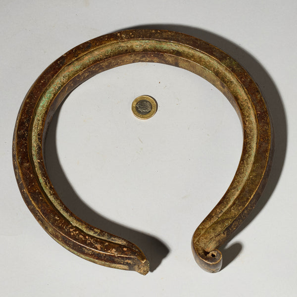 A SUBSTANTIAL LARGE 19thC CURRENCY TORQUE FROM YORUBA TRIBE W.AFRICA ( No 5085 )