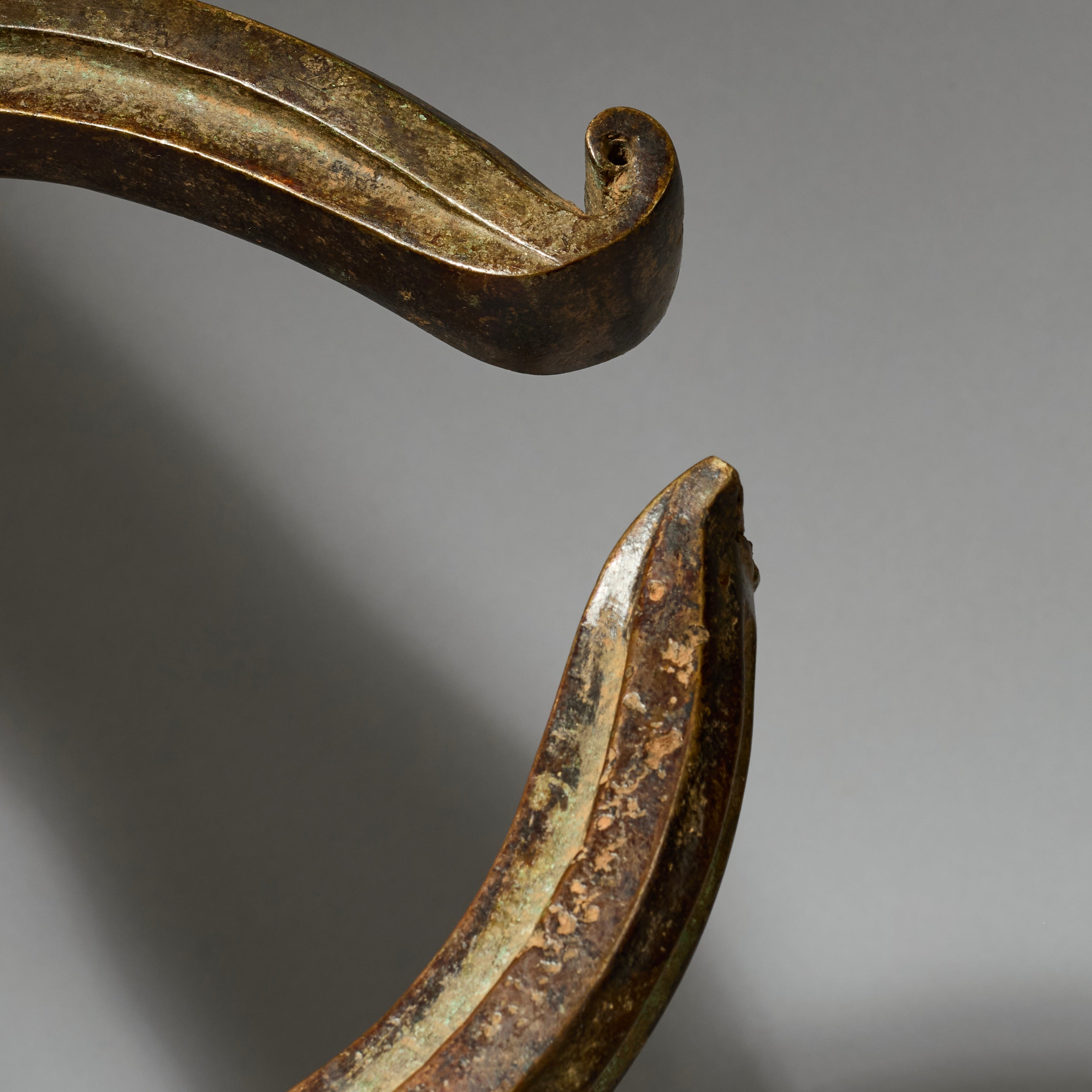 A SUBSTANTIAL LARGE 19thC CURRENCY TORQUE FROM YORUBA TRIBE W.AFRICA ( No 5085 )