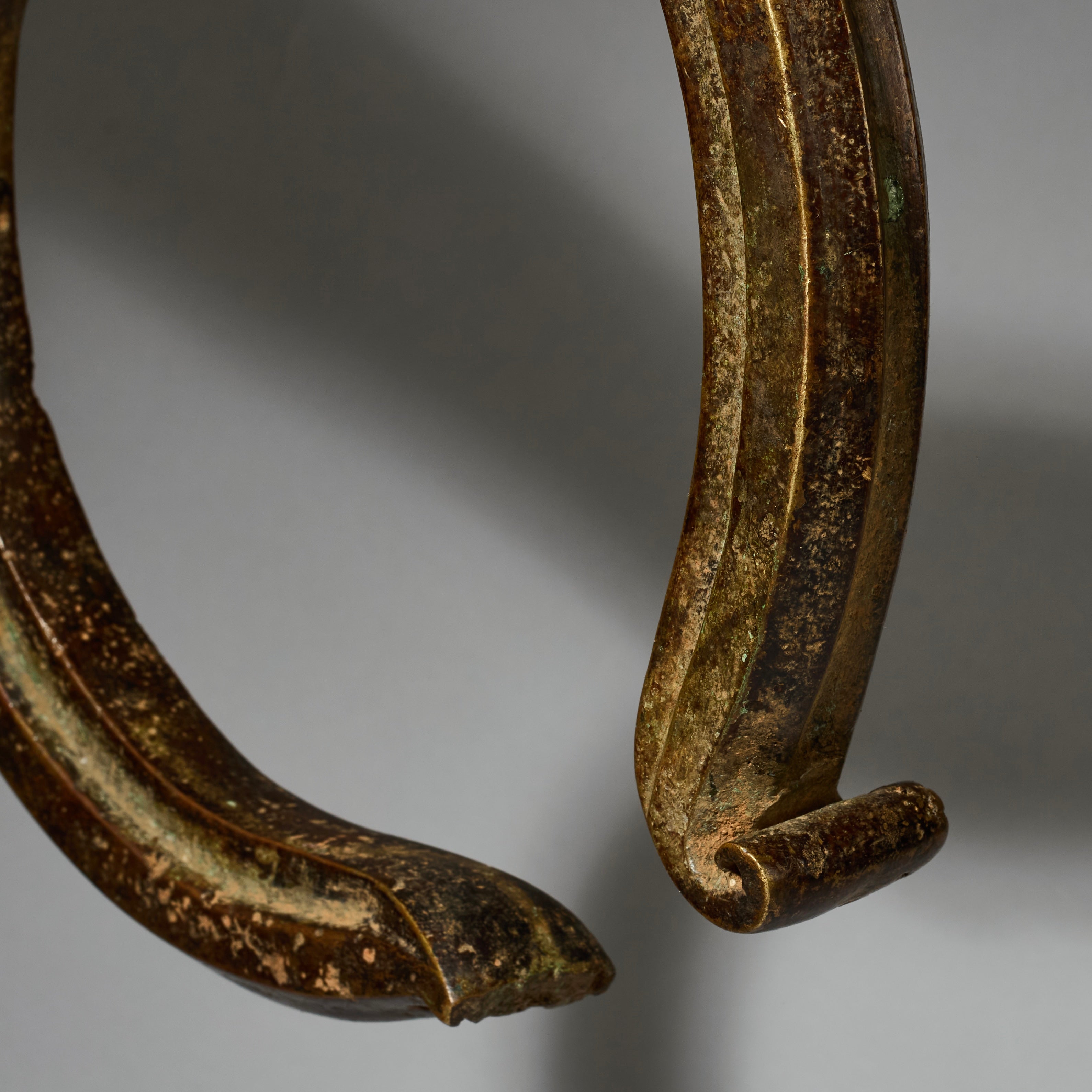 A SUBSTANTIAL LARGE 19thC CURRENCY TORQUE FROM YORUBA TRIBE W.AFRICA ( No 5085 )