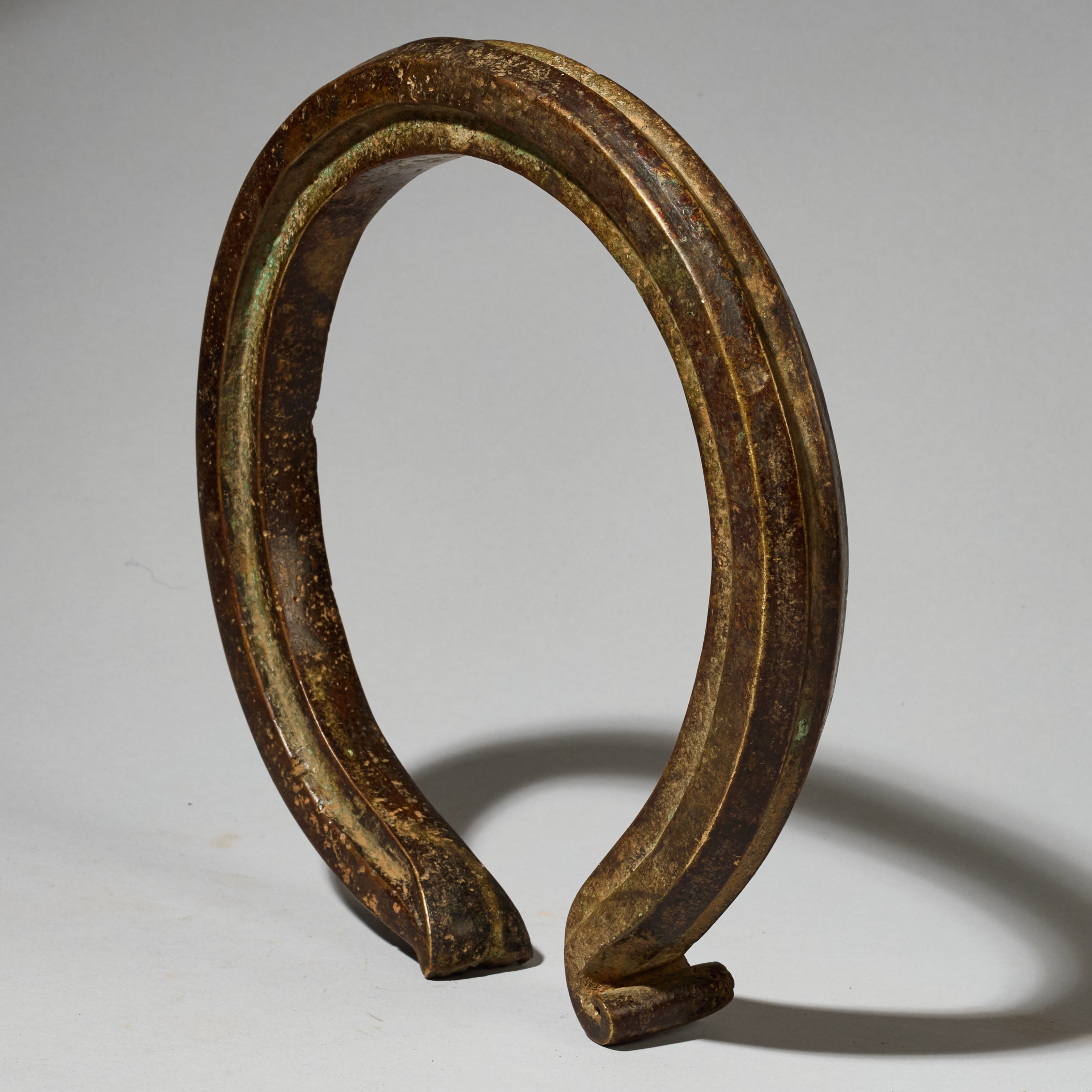 A SUBSTANTIAL LARGE 19thC CURRENCY TORQUE FROM YORUBA TRIBE W.AFRICA ( No 5085 )