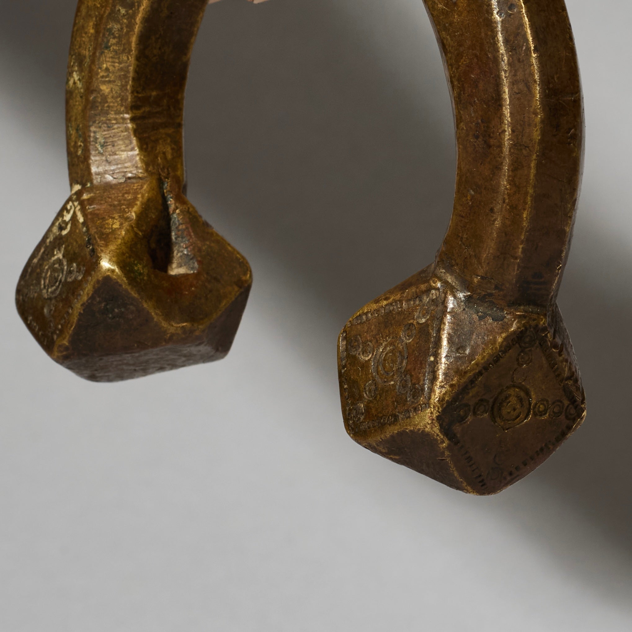 A CUBIST HAUSA BRONZE ANKLET FROM THE HAUSA TRIBE WEST AFRICA ( No 5083 )