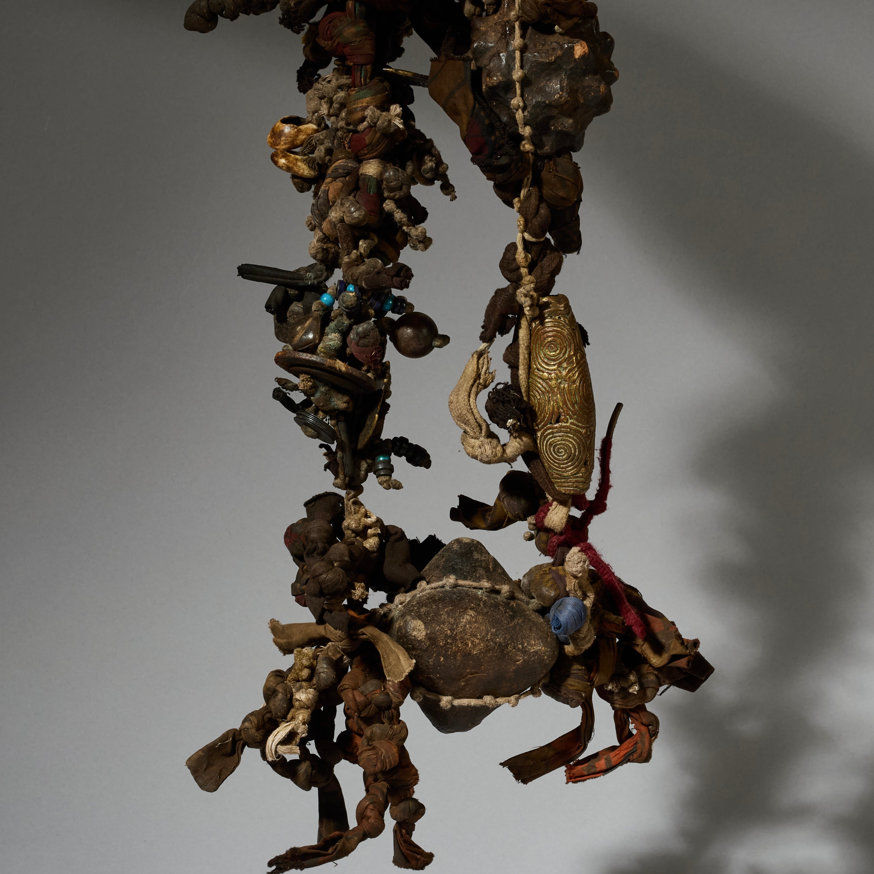 AN INTERESTING CLUSTERED TALISMANIC NECKLACE FROM KIRDI TRIBE OF CAMEROON( No 5092 )