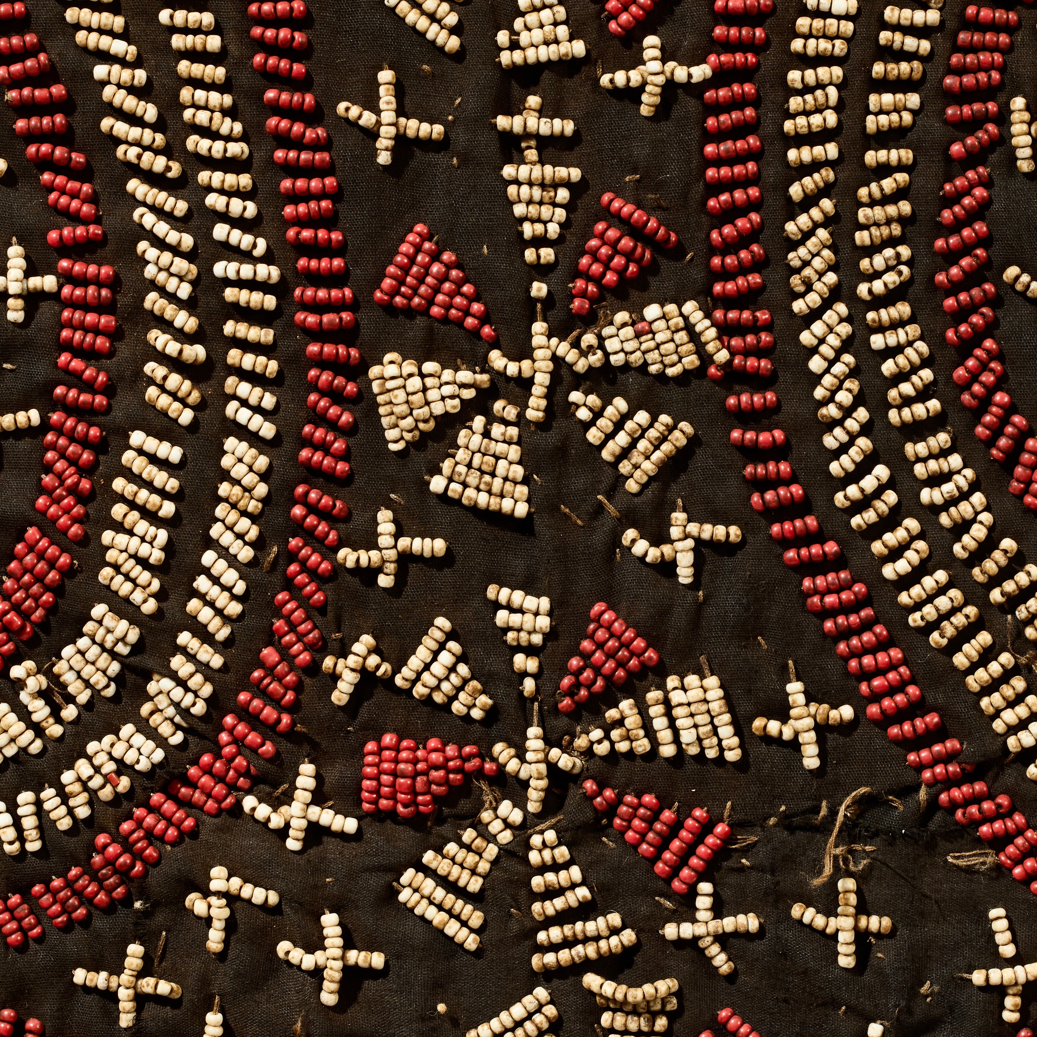 A BEAUTUFULLY BEADED SHIRT FROM THE BAMILEKE TRIBE CAMEROON( No 5115