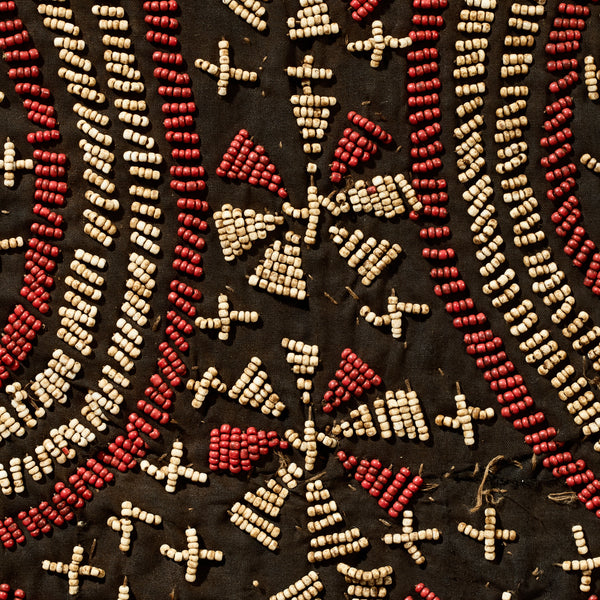 A BEAUTUFULLY BEADED SHIRT FROM THE BAMILEKE TRIBE CAMEROON( No 5115