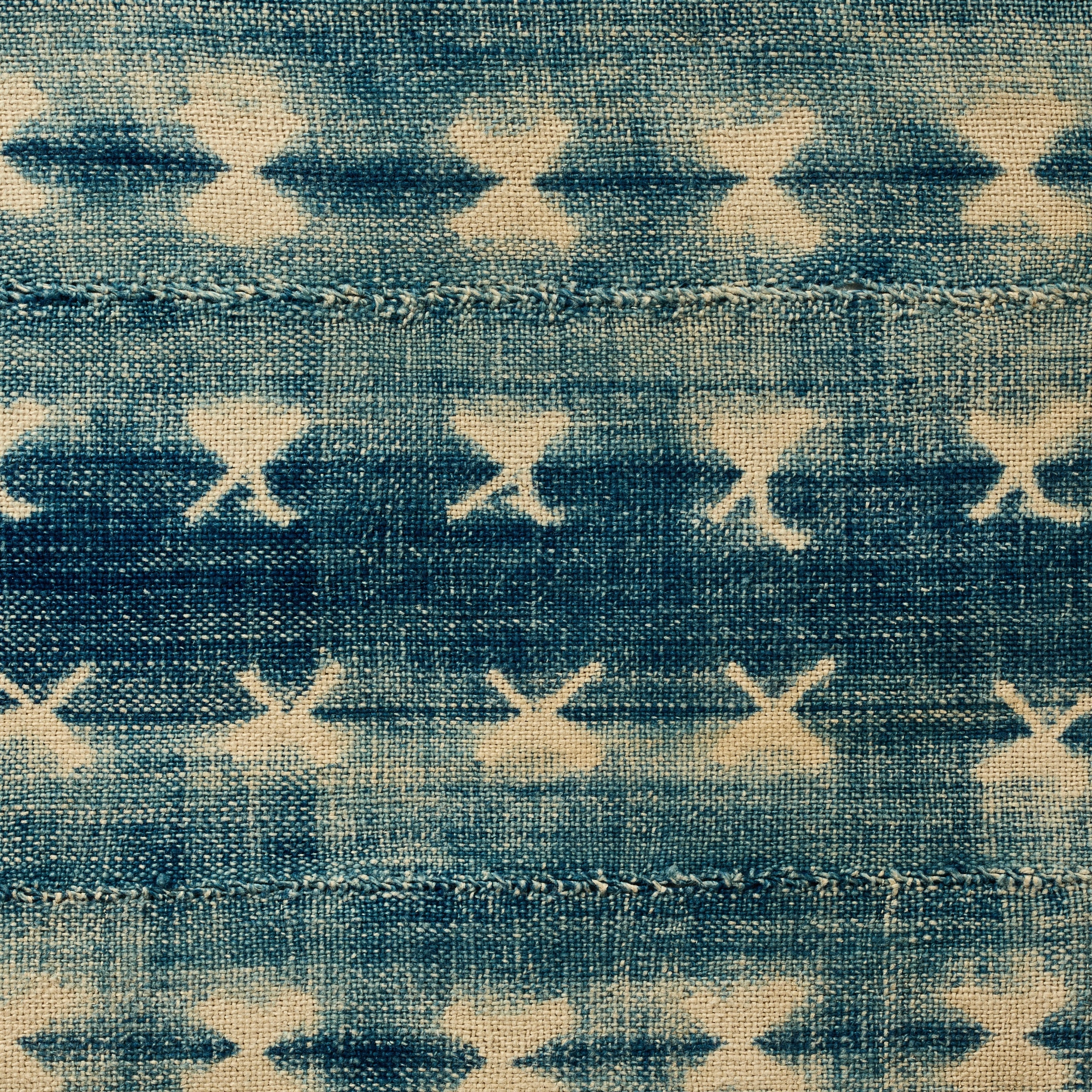 A PRETTY  MOUNTED CLOTH, MOSSI TRIBE OF BURKINA  ( No 5078 )