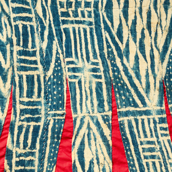 A PATINATED NDOP TUNIC WITH WATERY DESIGN, BAMILEKE TRIBE OF CAMEROON ( No 5106 )