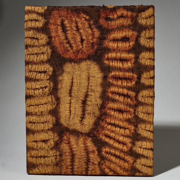 A RAFFIA CLOTH MOUNTED, DIDA TRIBE IVORY COAST ( No 5099 )