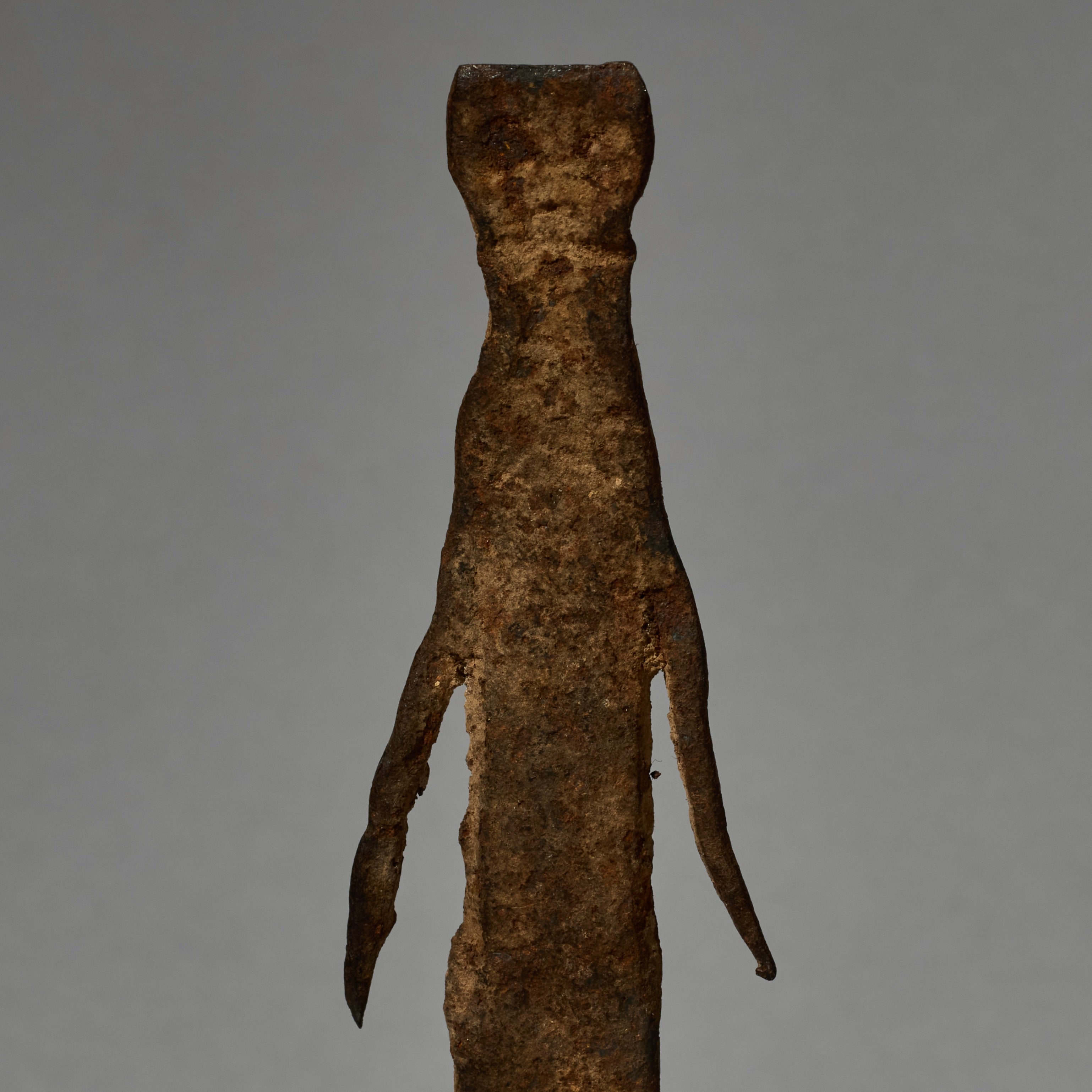 A SMALL IRON FIGURE  FROM LOBI TRIBE BURKINA FASO ( No 5148 )