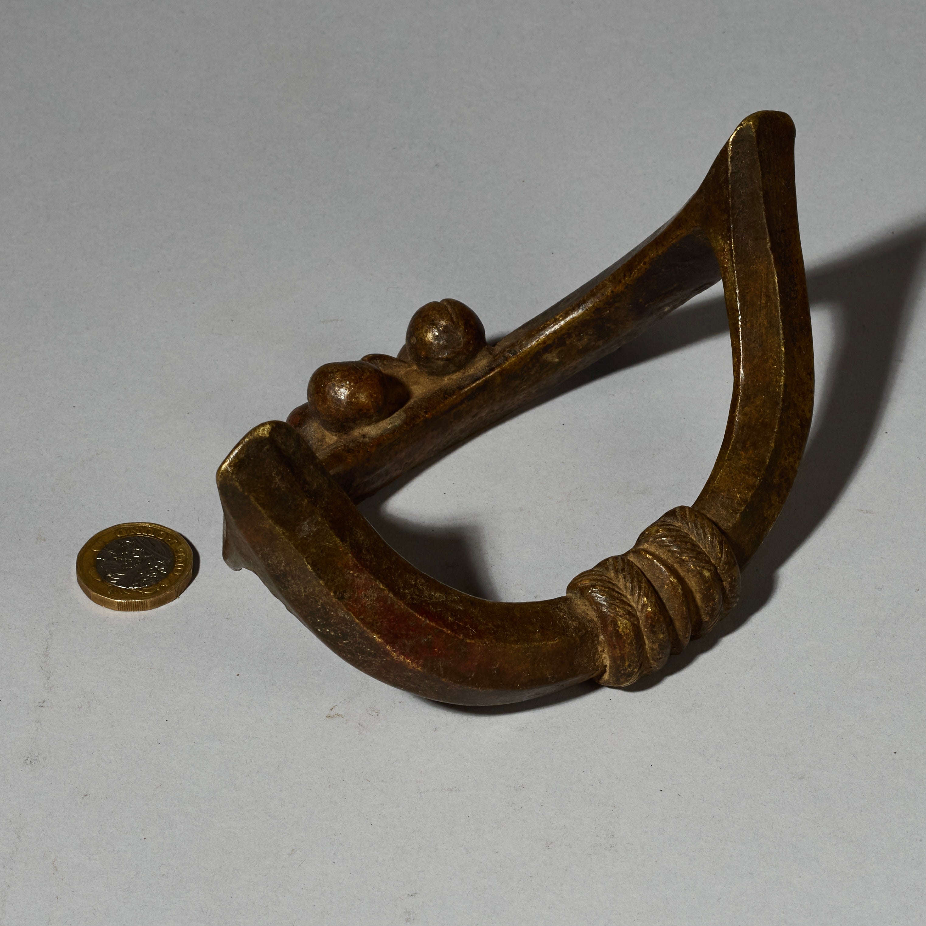 A SUPERB LOBI STIRRUP ANKLET OF BURKINA FASO WEST AFRICA( No 5156)