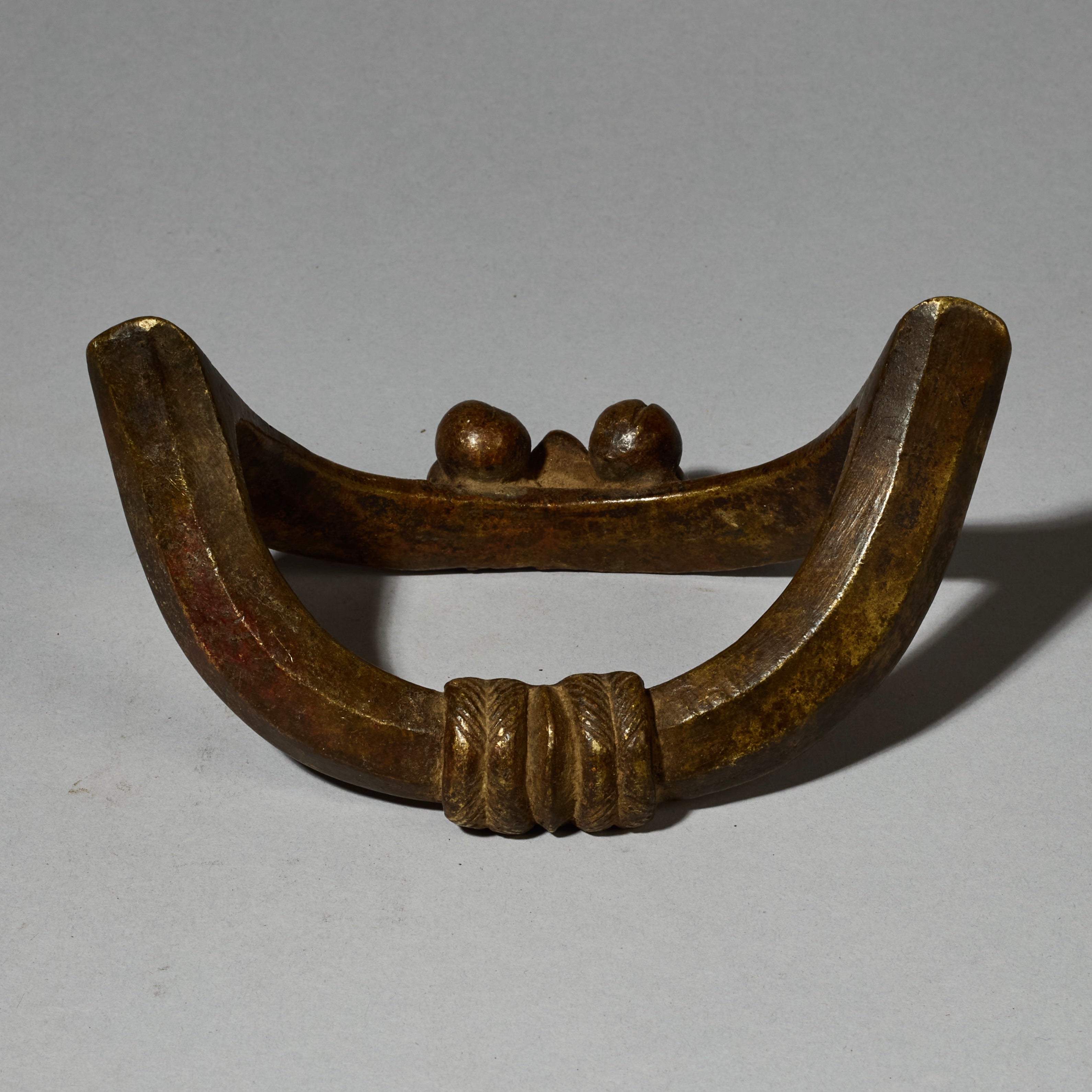 A SUPERB LOBI STIRRUP ANKLET OF BURKINA FASO WEST AFRICA( No 5156)