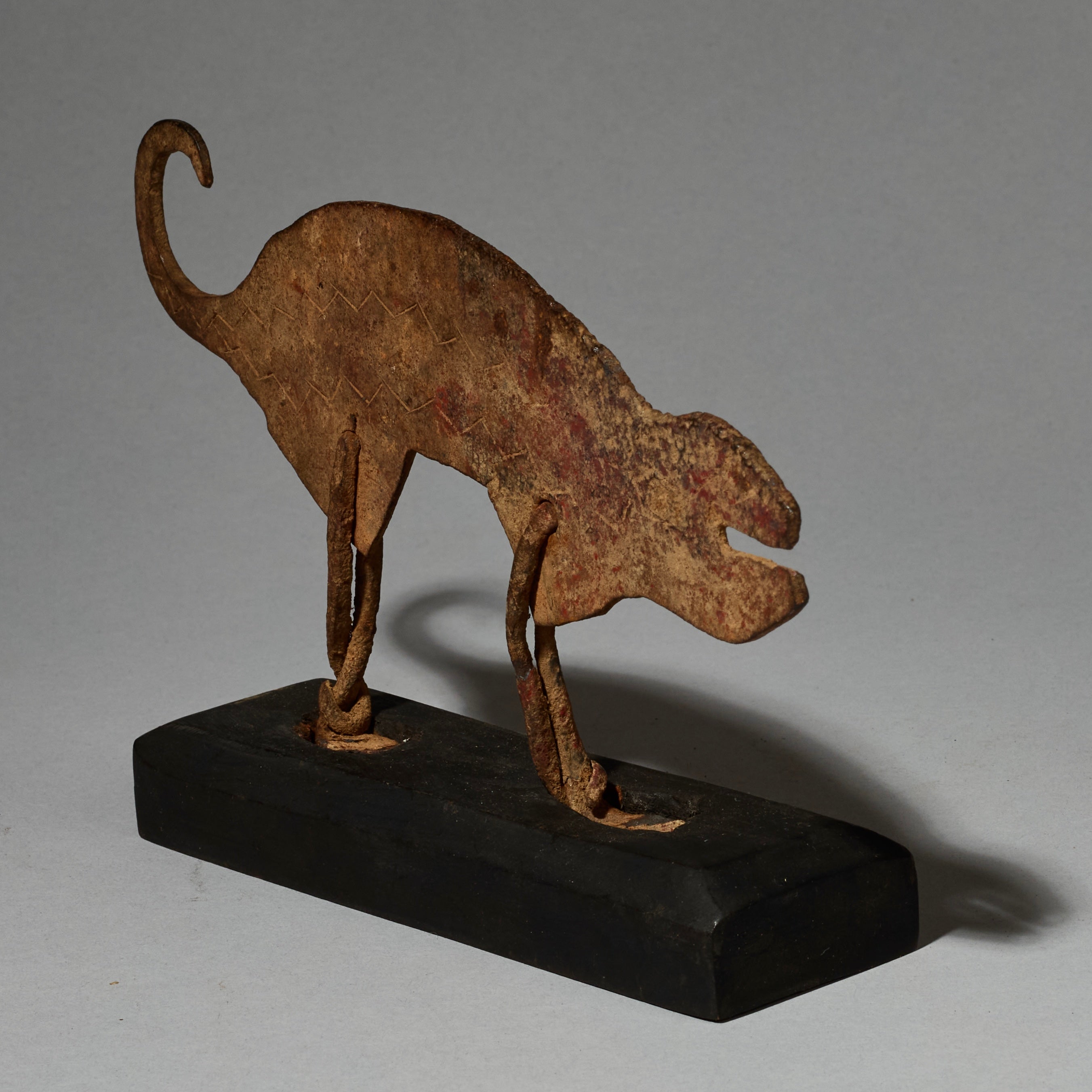 A LARGE RARE  IRON CHAMELEON   FROM LOBI TRIBE BURKINA FASO ( No 5146)