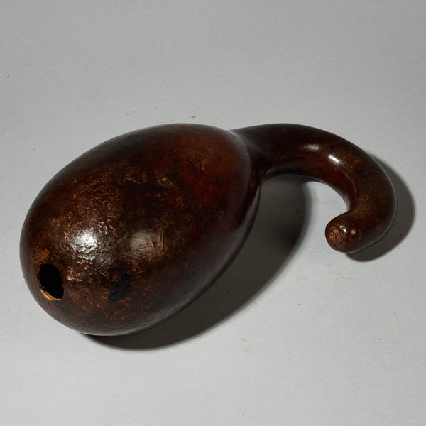 A CURLY GOURD FROM BURKINA FASO, W. AFRICA  ( No 5138 )