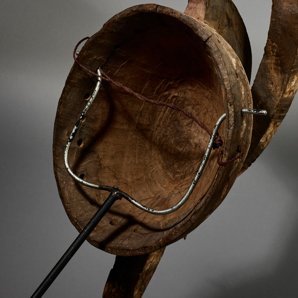AN ANTHROPOMORPHIC ANTELOPE/ANTEATER MASK  , MOSSI TRIBE BURKINA  FASO W AFRICA (No 5163 )