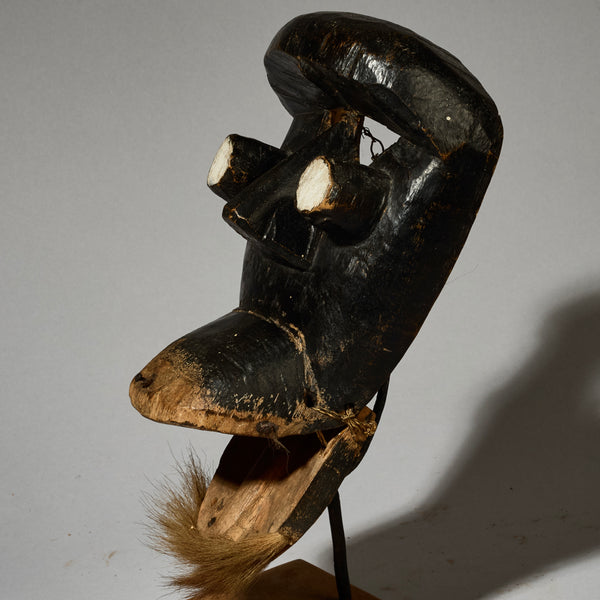 A CUBIST DAN /KRAN MASK FROM THE IVORY COAST EX UK COLLECTION  ( No 5173 )