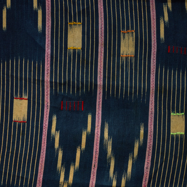 A BEAUTEOUS BAULE TRIBE WOMANS CLOTH, IVORY COAST  ( No 5143 )