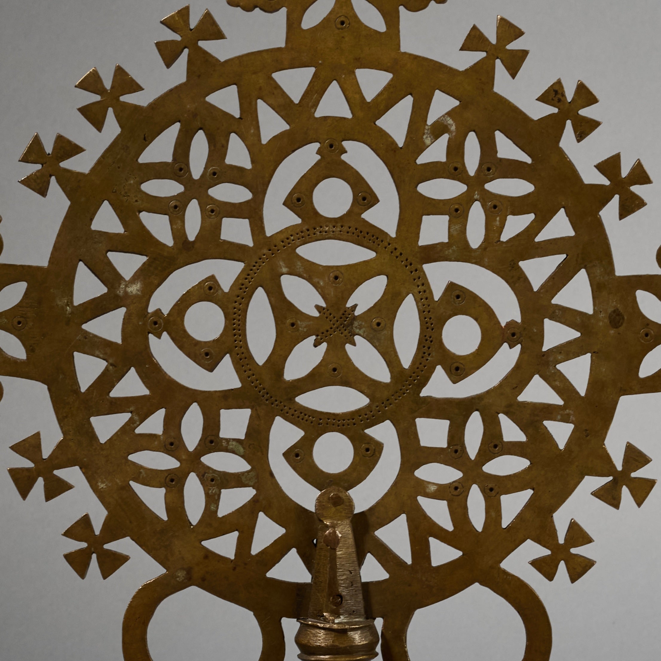 A PRETTY BRASS 18THC PROCESSIONAL CROSS FROM ETHIOPIA , EX UK COLLECTION  ( No 6301)