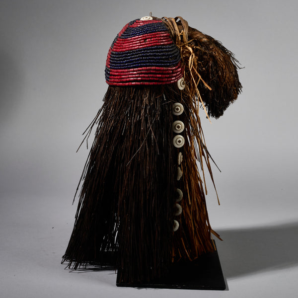 A STUNNING RARE HEADDRESS  WITH NATURAL FIBRE + TRADE BEAD DECORATION, CONGO  EX UK COLLECTION (No 6243 )