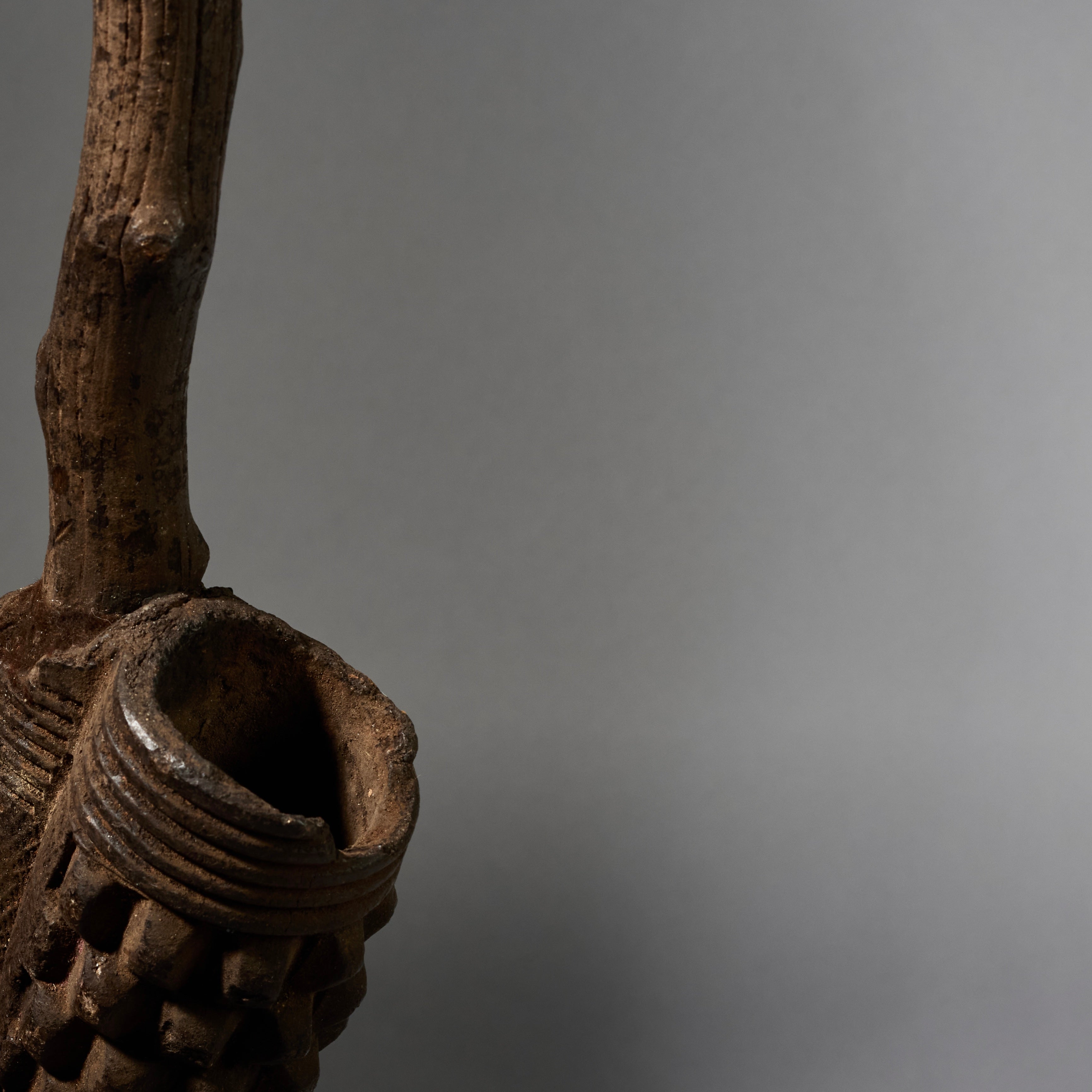 A CEREMONIAL CLAY PIPE FROM THE BAMILEKE TRIBE OF CAMEROON W.AFRICA ( No 6241)