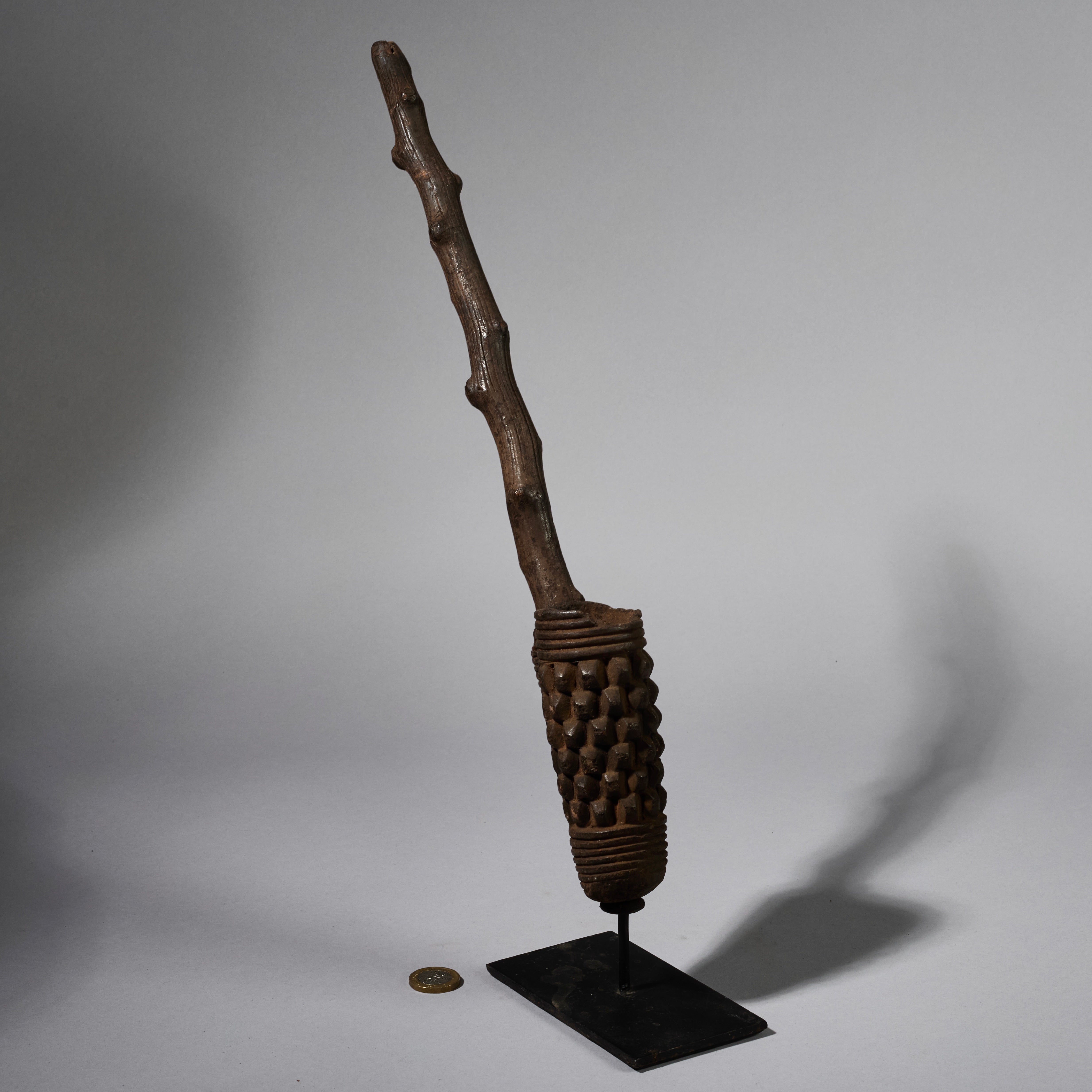 A CEREMONIAL CLAY PIPE FROM THE BAMILEKE TRIBE OF CAMEROON W.AFRICA ( No 6241)