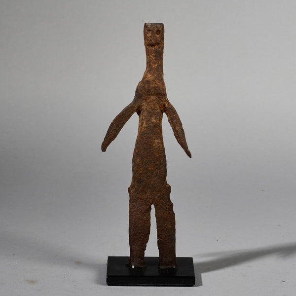 AN OXIDISED IRON DIVINATION SCULPTURE  FROM THE LOBI TRIBE OF BURKINA FASO ( No 6227)