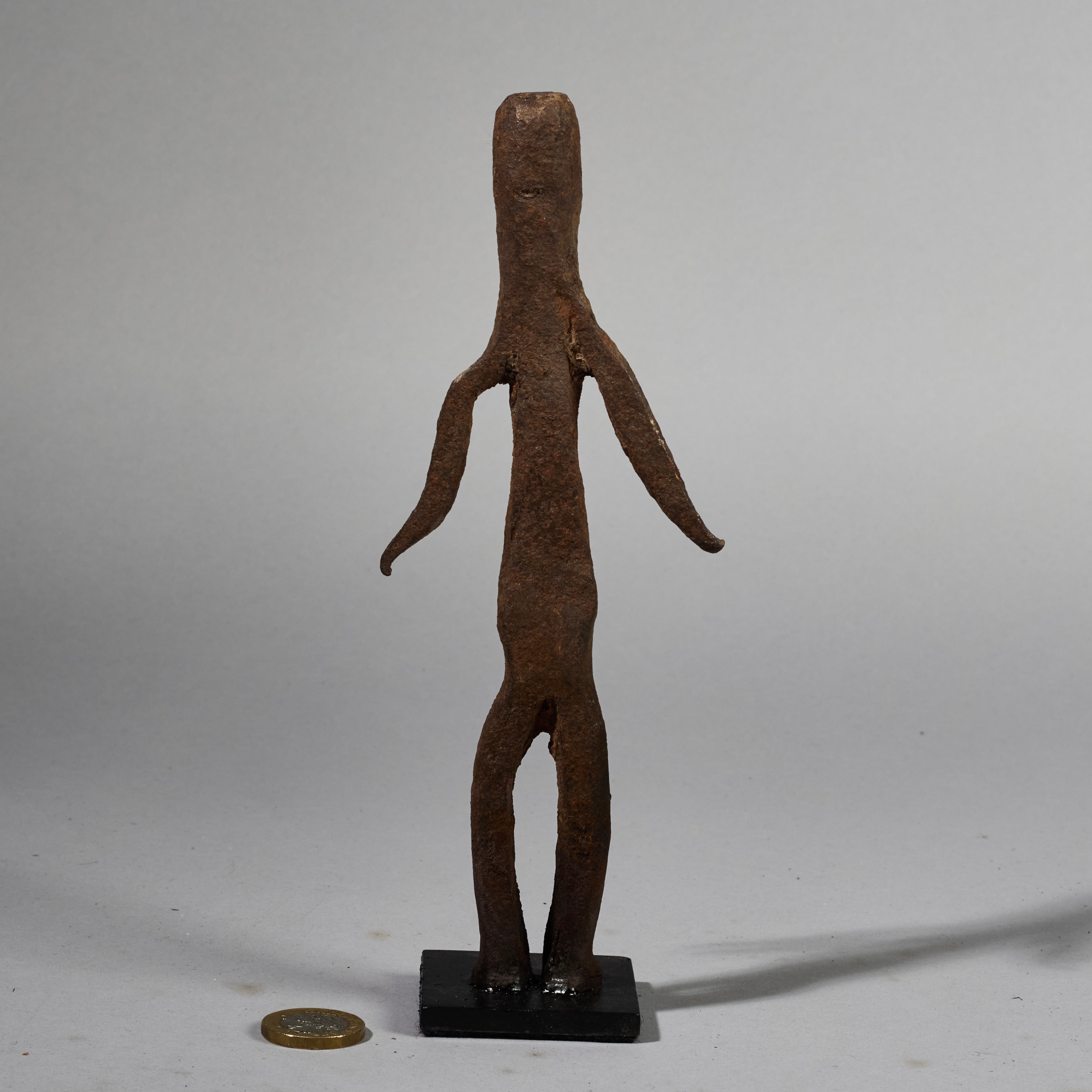 A STRIKING IRON FIGURE FROM LOBI TRIBE BURKINA FASO ( No 5196 )