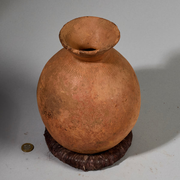 A ROUND OLD TERRACOTTA VESSEL FROM MALI    ( No 6206 )