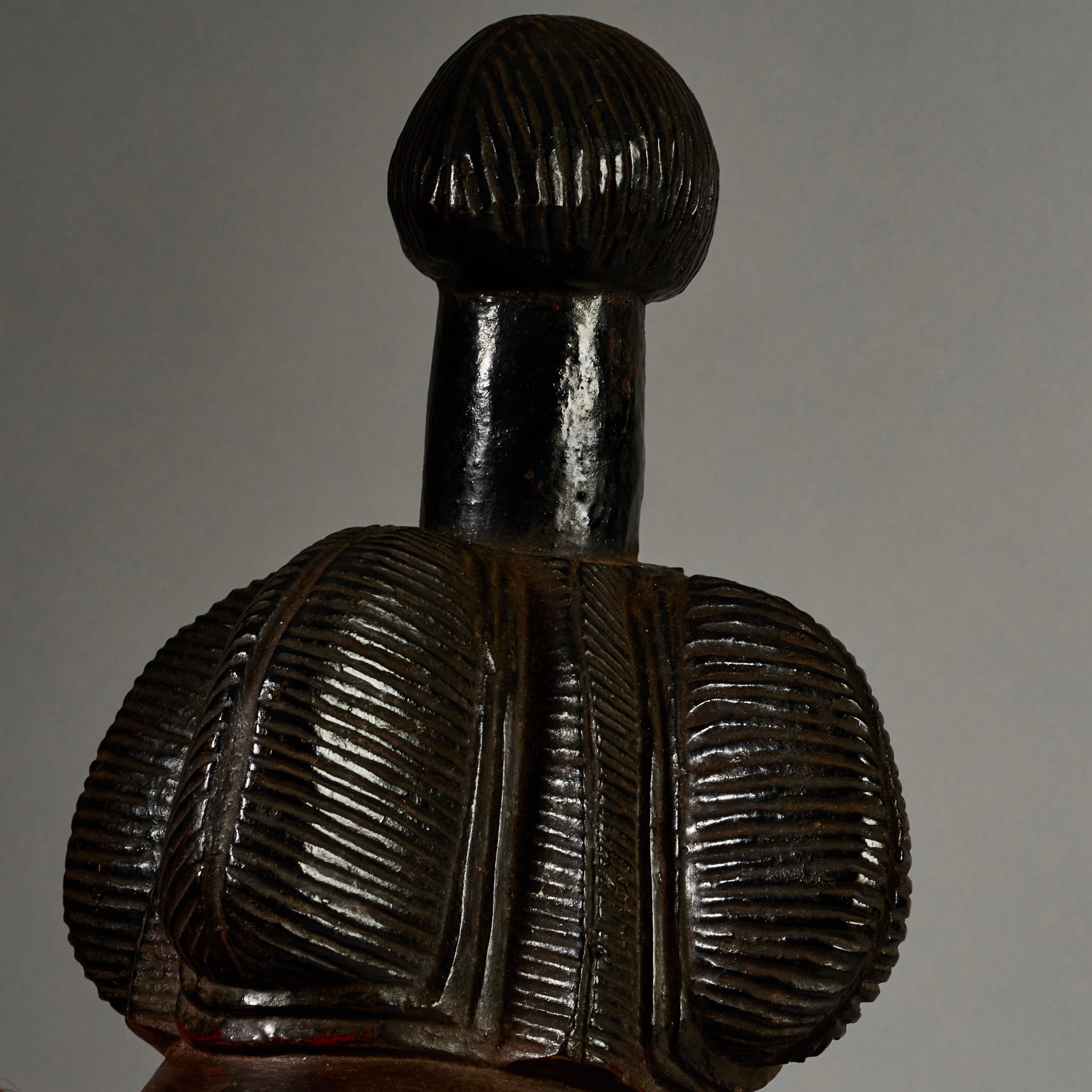 A PRETTY BAULE MASK , EX UK COLLECTION WITH TRADITIONAL BUNCH HAIRSTYLE FROM THE IVORY COAST W.AFRICA ( No 6296 )