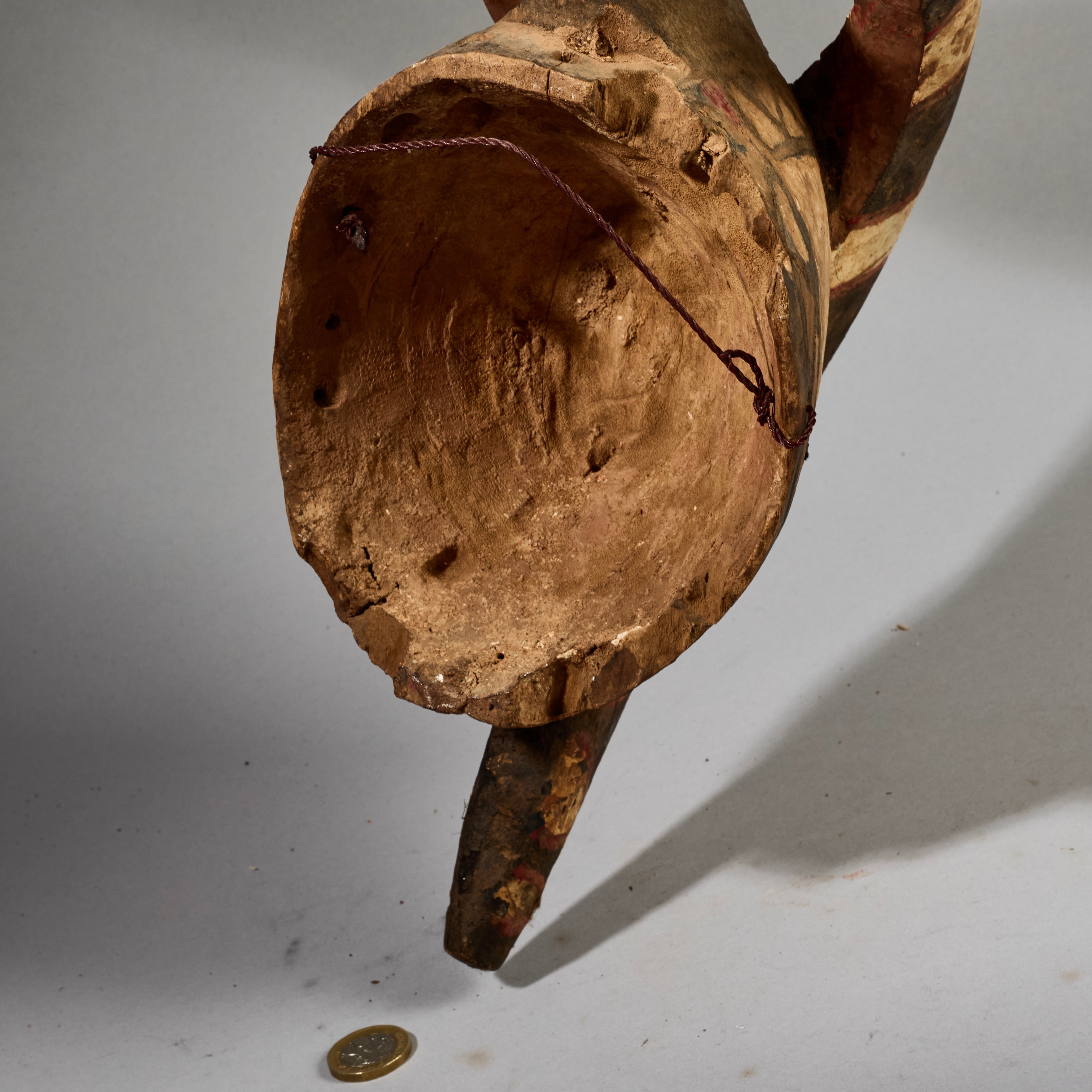 A BEAUTIFUL SMALL MOSSi ANTELOPE MASK FROM BURKINA FASO, W AFRICA (No 6265)