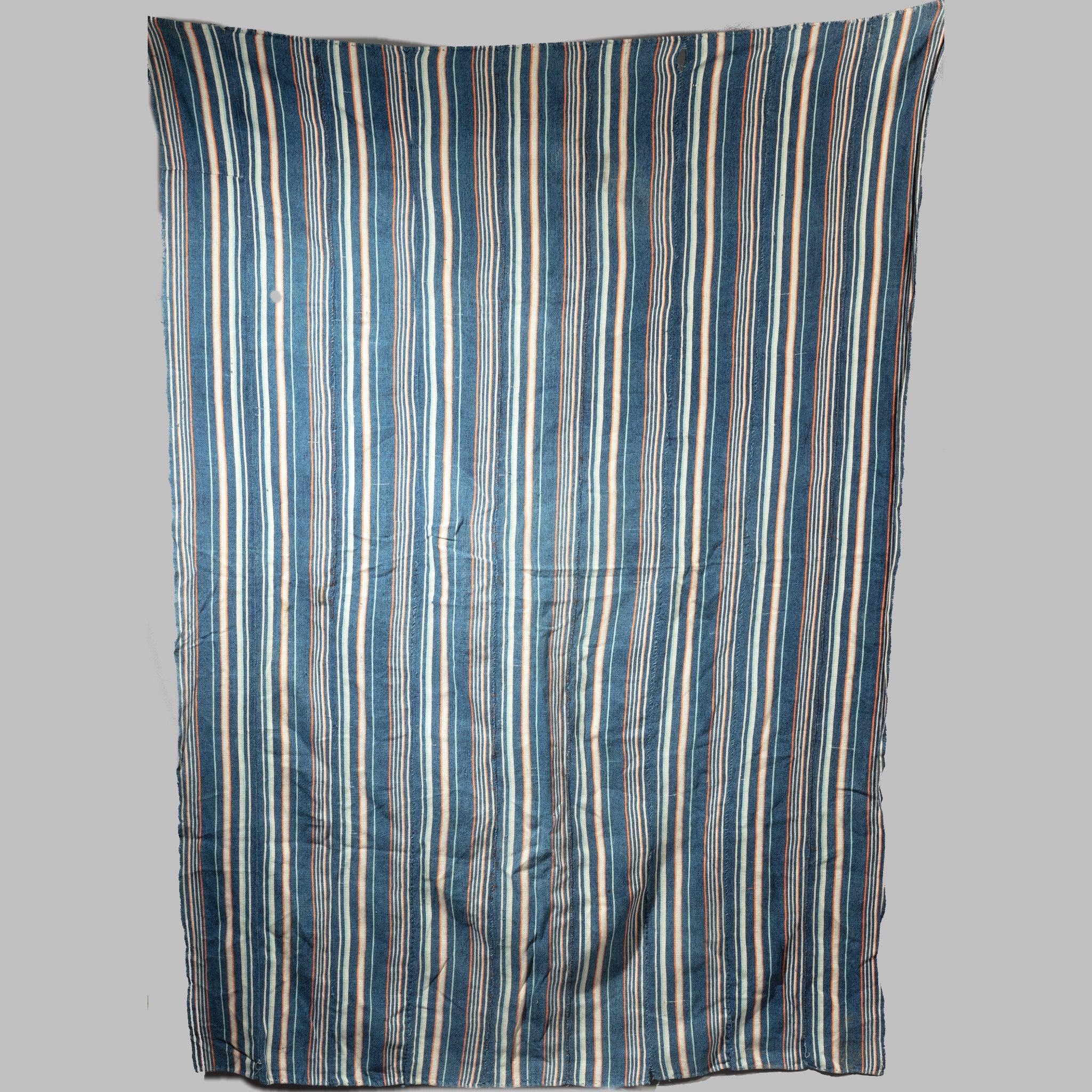 A PRETTY STRIPED INDIGO CLOTH FROM NORTHERN GHANA ( No 2960 )