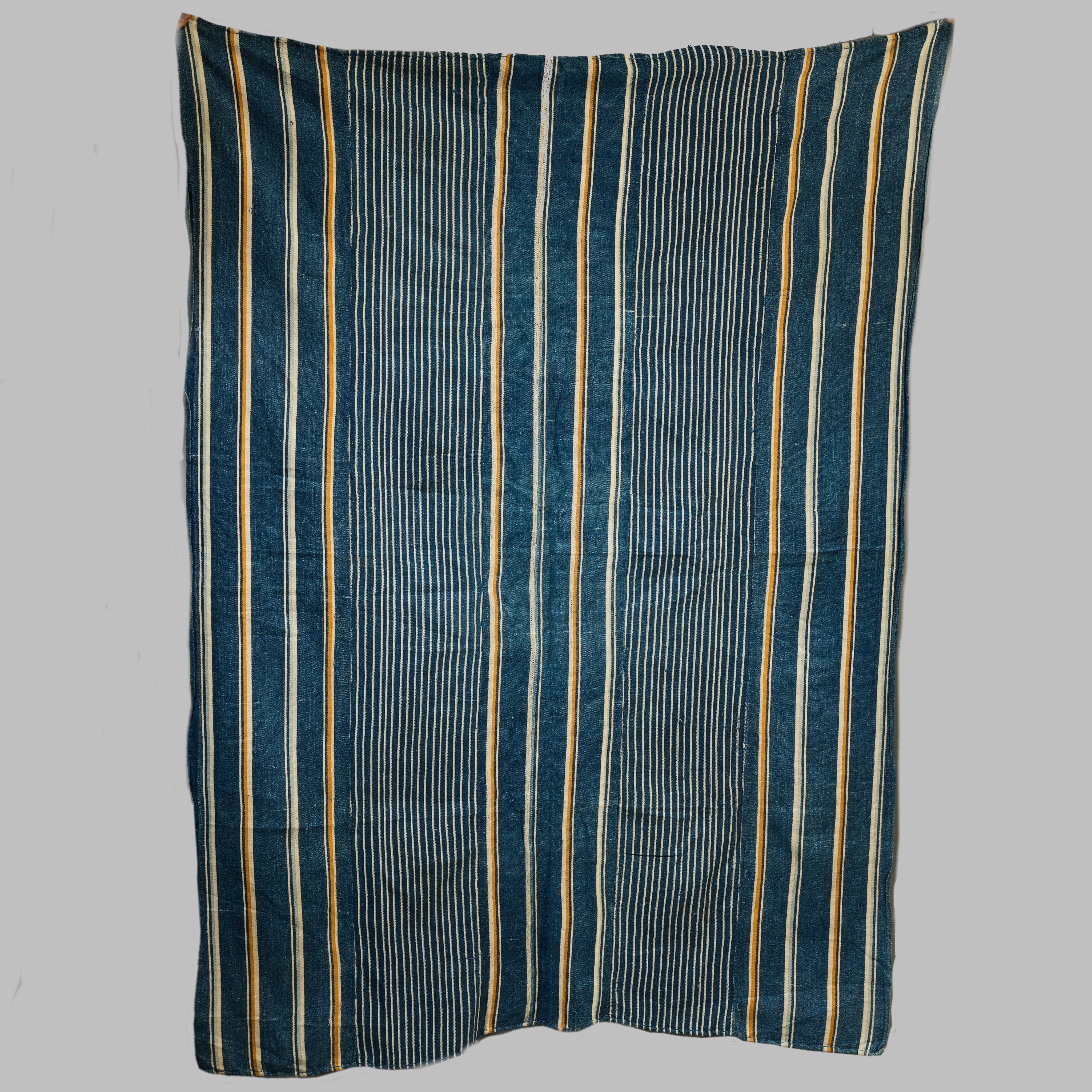 A FINE BAULE TRIBE WOMANS CLOTH, IVORY COAST  ( No 4894 )