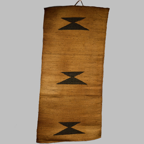 A GEOMETRIC TUTSI TRIBE MAT FROM RWANDA( No 4781 )