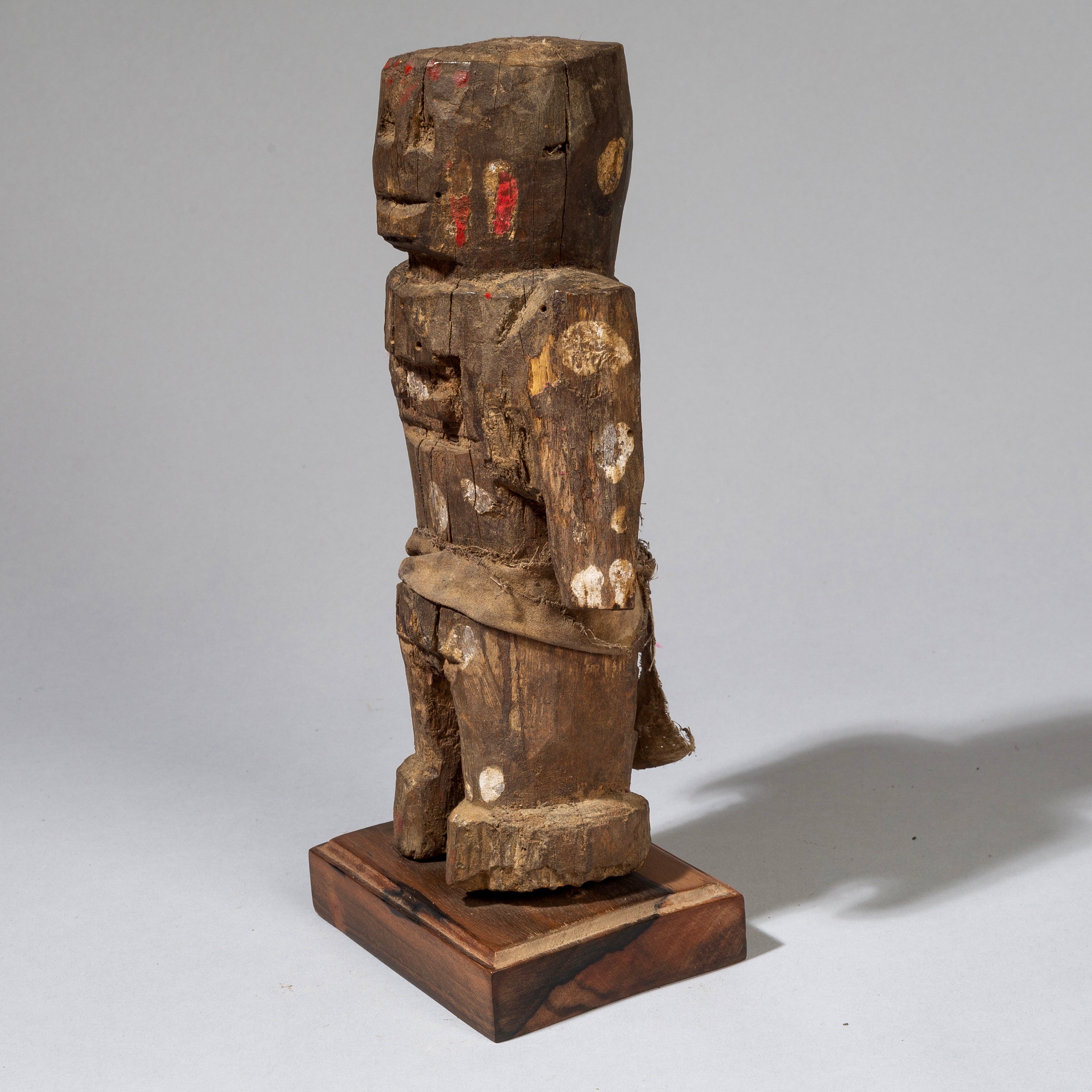 A RUSTIC ALTAR FIGURE FROM THE LOSSO TRIBE OF NORTHERN TOGO W AFRICA ( No 351)