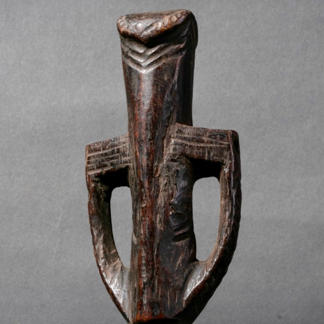 AN ANTHROPOMORPHIC LOBI WHISTLE FROM BURKINA FASO (No 2213 )