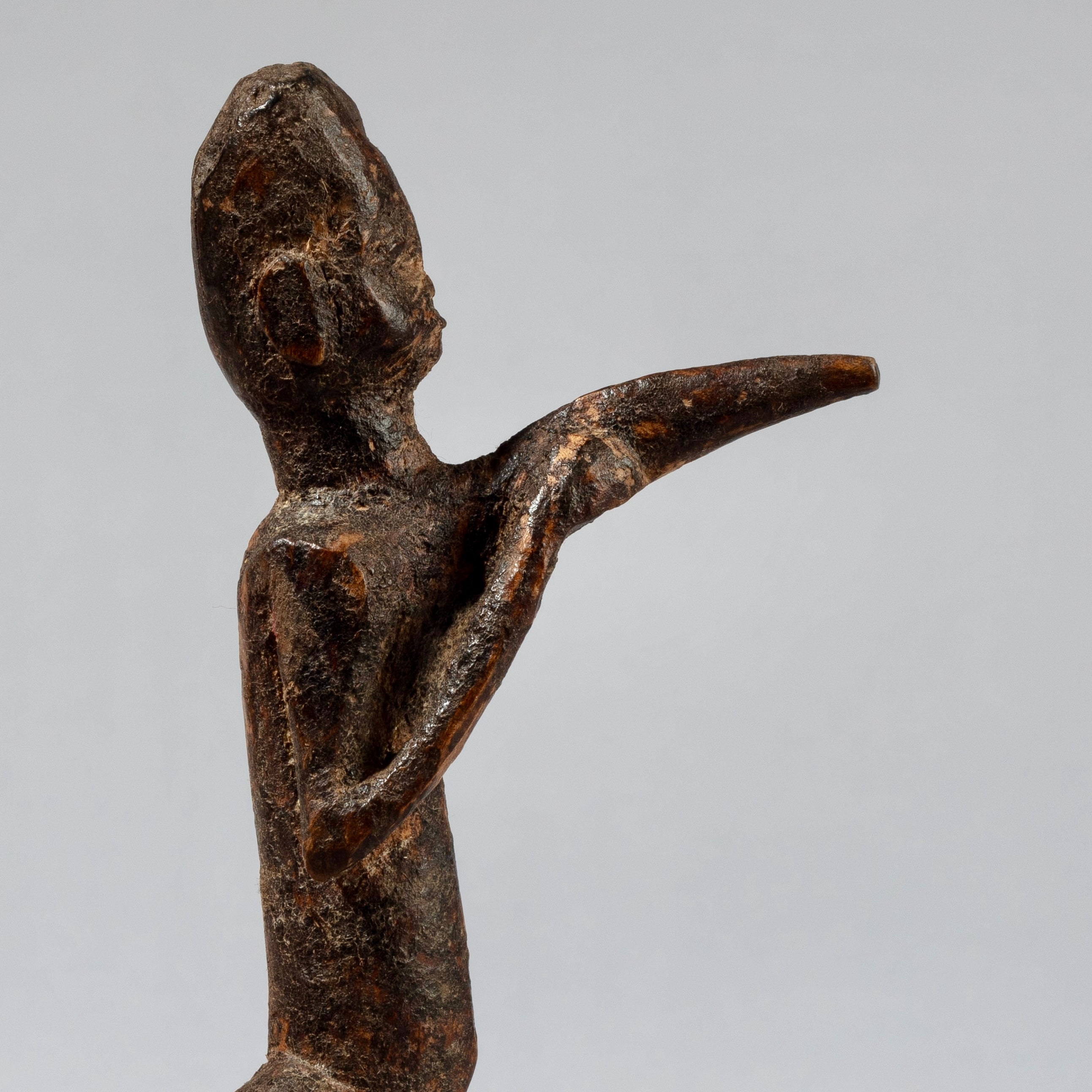 AN RARE HUNTER THIL FIGURE, LOBI TRIBE BURKINA FASO W. AFRICA ( No 752 )