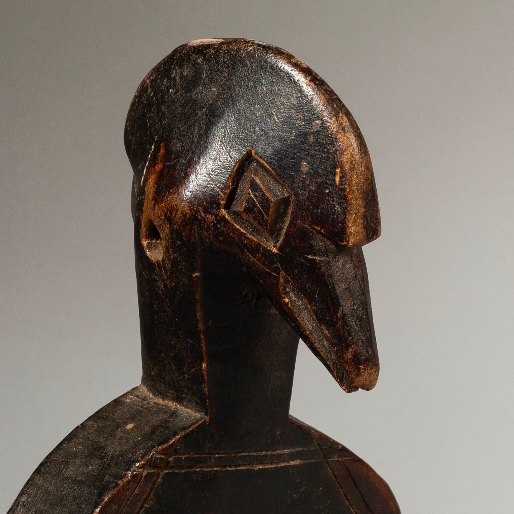 A PRETTY SENUFO HEDDLE PULLEY EX UK COLLECTION, FROM IVORY COAST W. AFRICA ( No 4599)