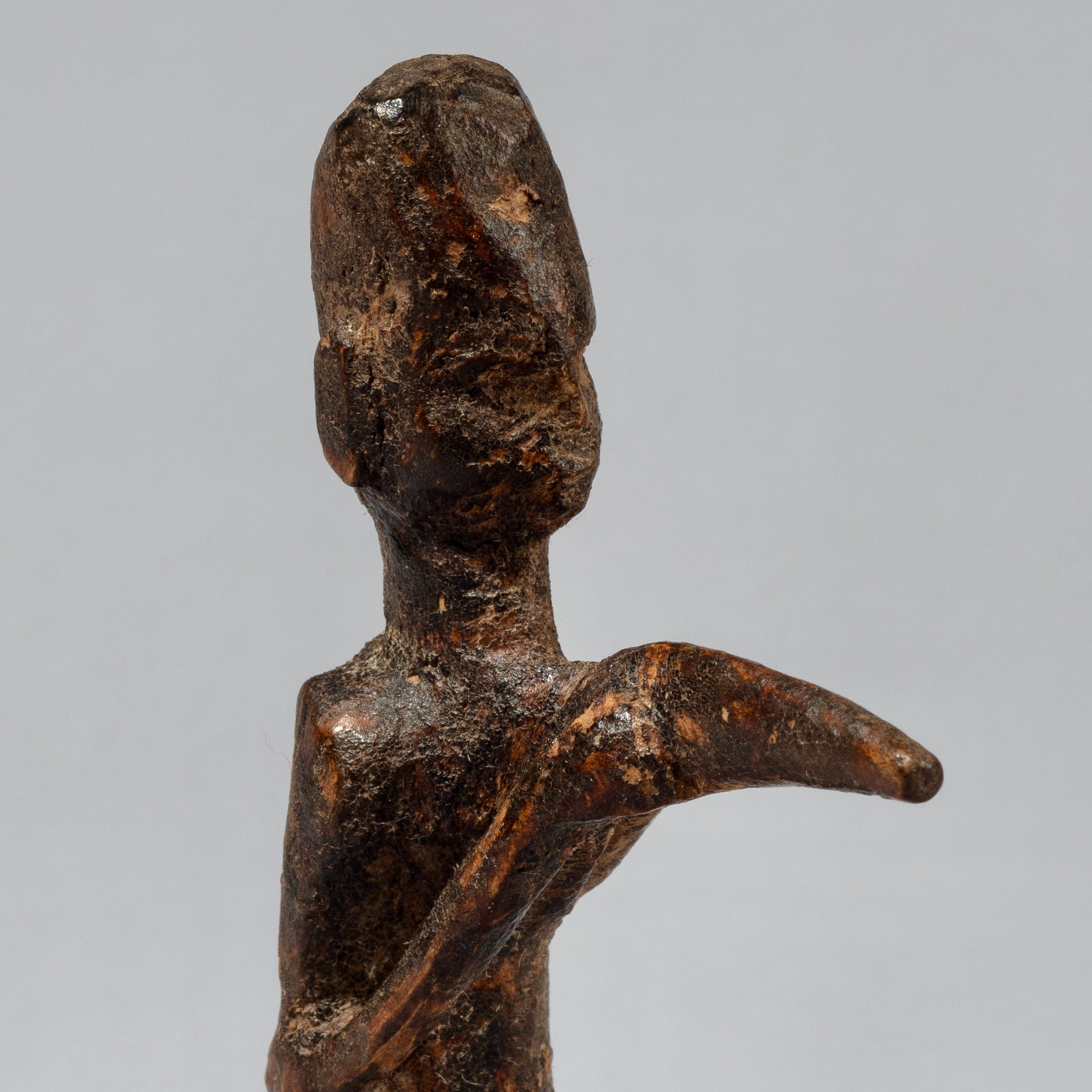 AN RARE HUNTER THIL FIGURE, LOBI TRIBE BURKINA FASO W. AFRICA ( No 752 )