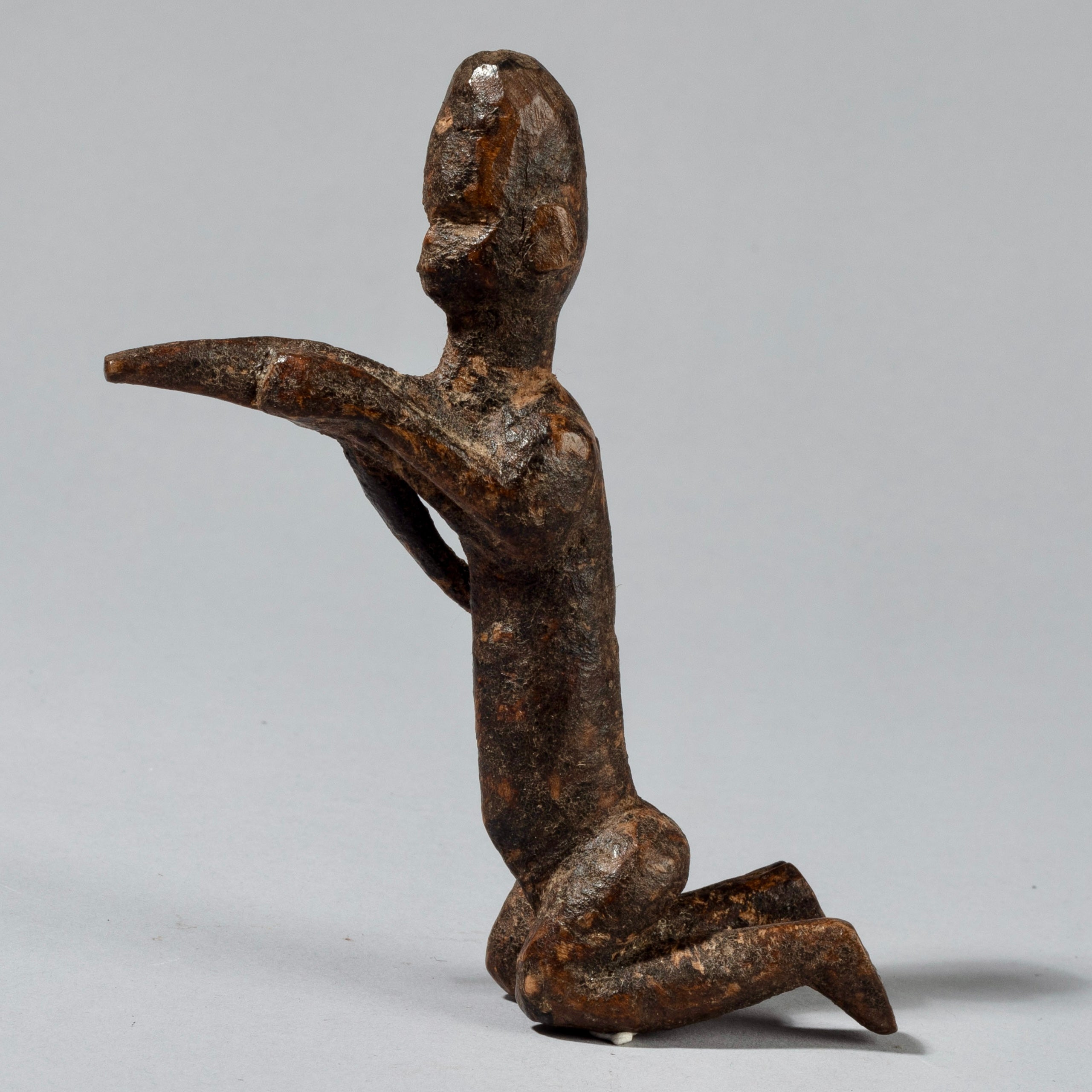 AN RARE HUNTER THIL FIGURE, LOBI TRIBE BURKINA FASO W. AFRICA ( No 752 )