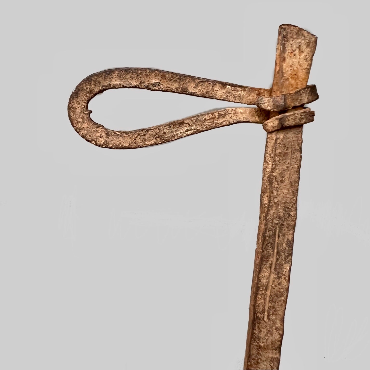 A LARGE IRON SLAVE PENDANT, DOGON TRIBE OF MALI W.AFRICA ( No 4835)