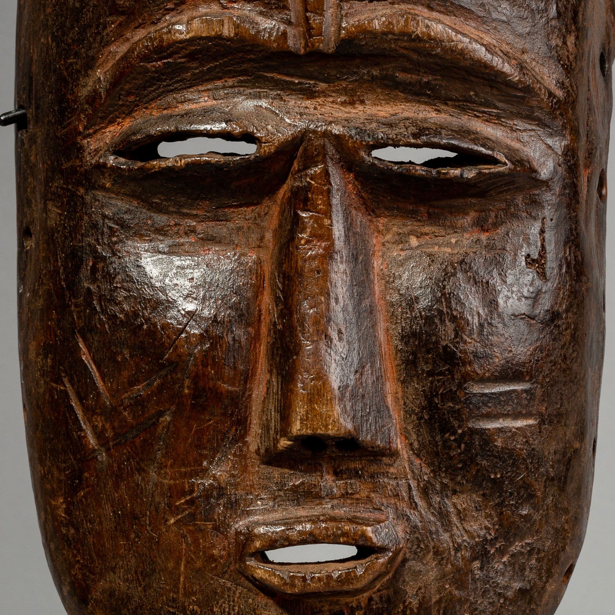 AN EXPRESSIVE NYAMWEZI MASK FROM TANZANIA E AFRICA (No 126 )