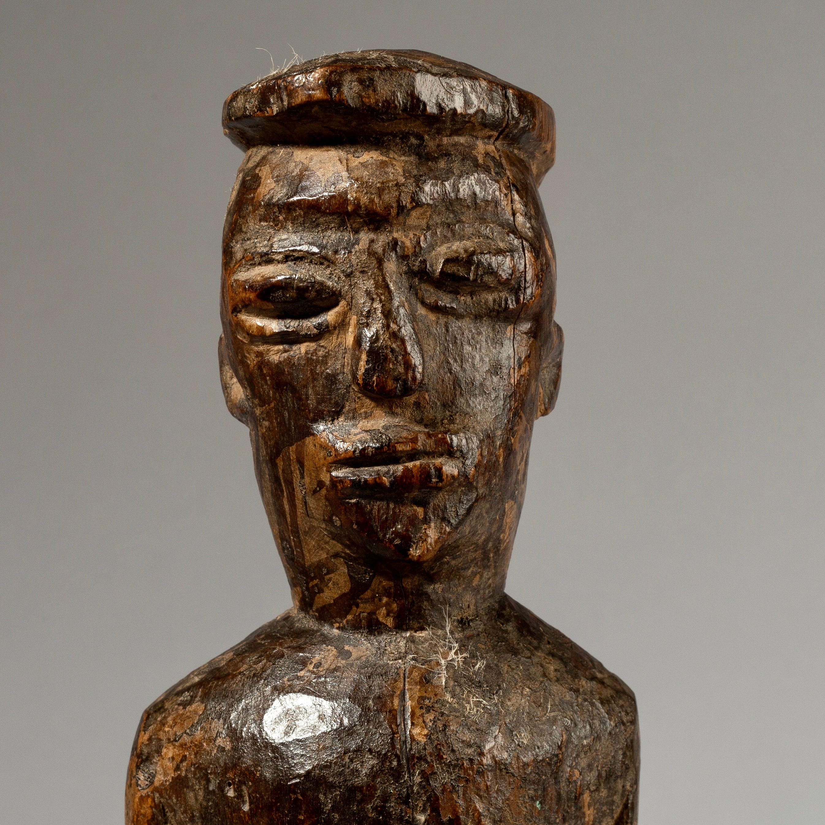 A TALL, DIGNIFIED LOBI THIL FIGURE FROM BURKINA FASO W.AFRICA  ( No 751 )