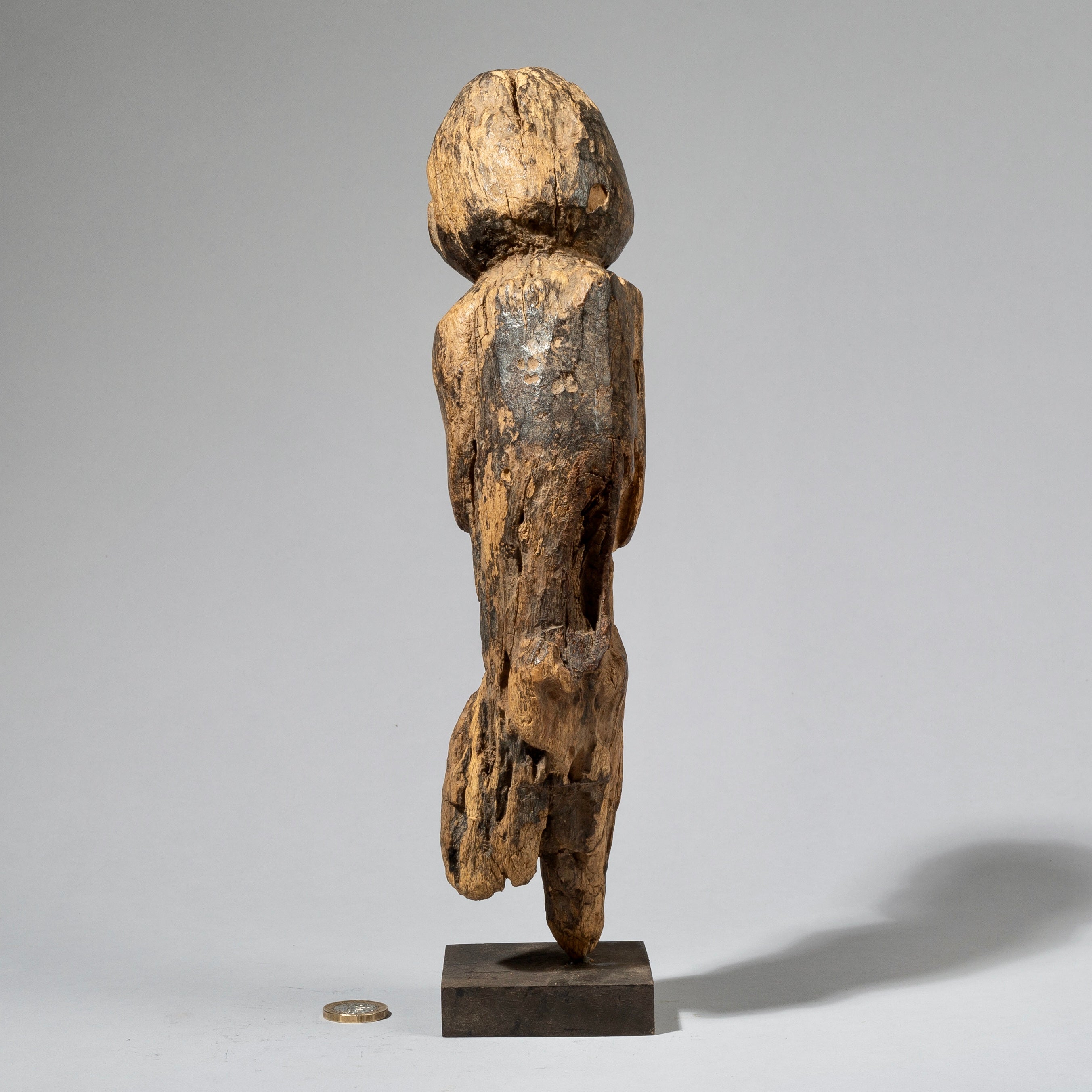 A UNIQUE LOBI THIL FIGURE FROM BURKINA FASO W. AFRICA  ( No 714 )