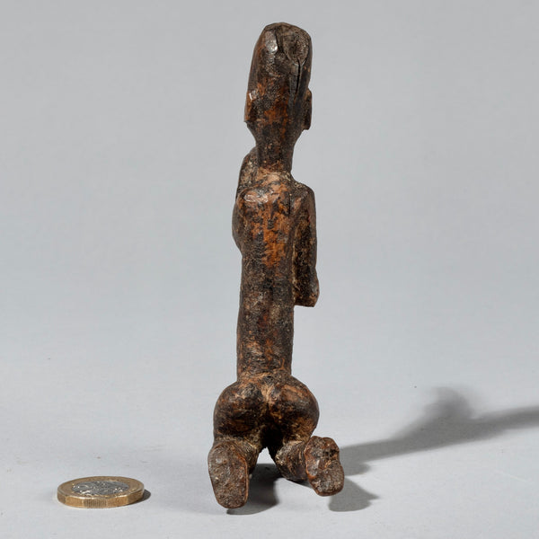 AN RARE HUNTER THIL FIGURE, LOBI TRIBE BURKINA FASO W. AFRICA ( No 752 )