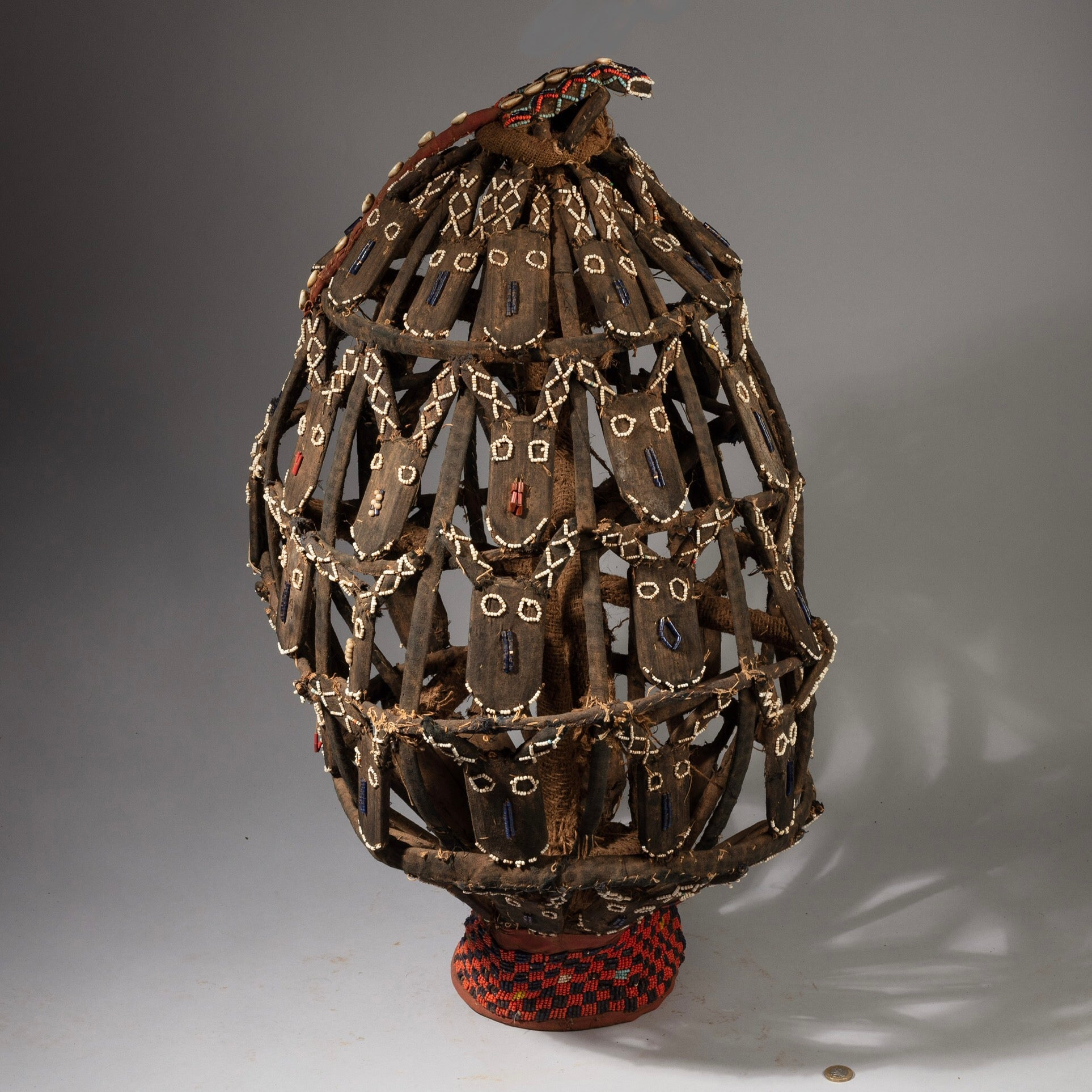 A MASSIVE HEADDRESS FROM THE BAMILEKE TRIBE OF CAMEROON W.AFRICA ( No 1018)